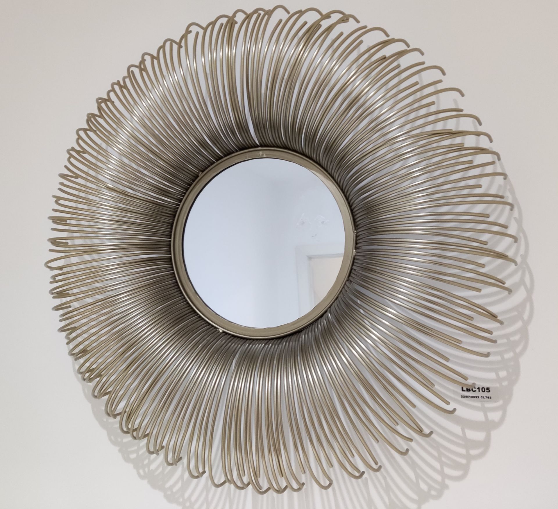 1 x Designer Rajasthan Wall Mirror - LBC105 - CL763- Location: Sale M33Dimensions: 64 cm Diameter - Image 3 of 4