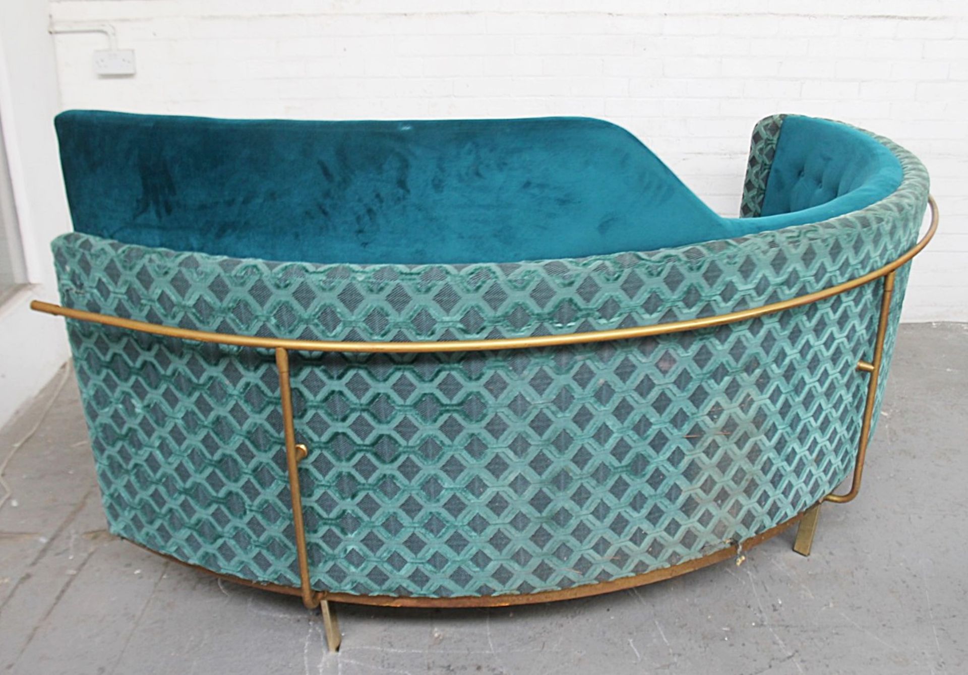 1 x Bespoke Commercial Curved C-Shaped Booth Seating Upholstered In Premium Teal Coloured Fabrics - - Image 16 of 17