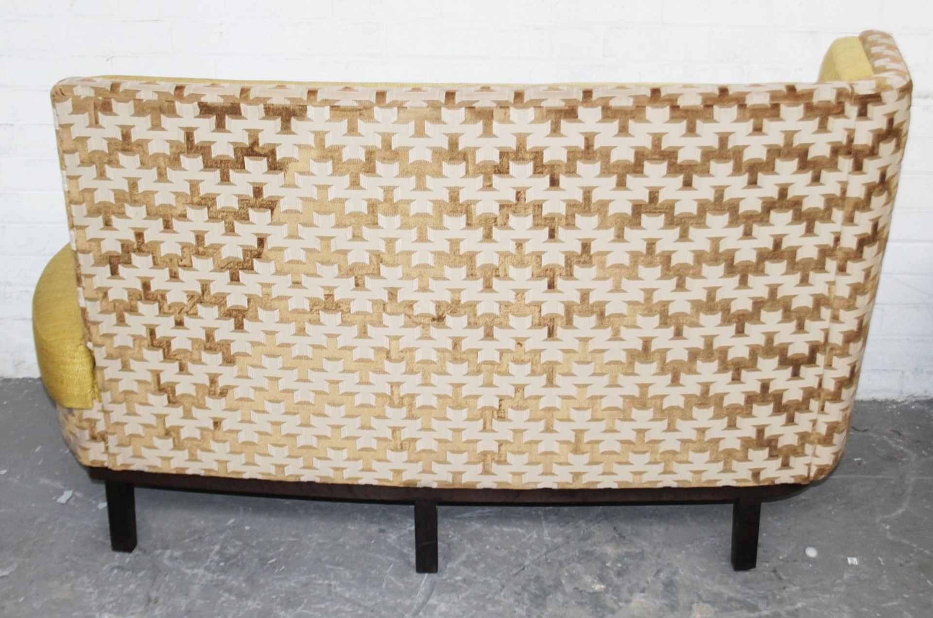 1 x Commercial Freestanding Left-Hand 2-Seater Bench, Upholstered In Premium Gold-Coloured - Image 2 of 8