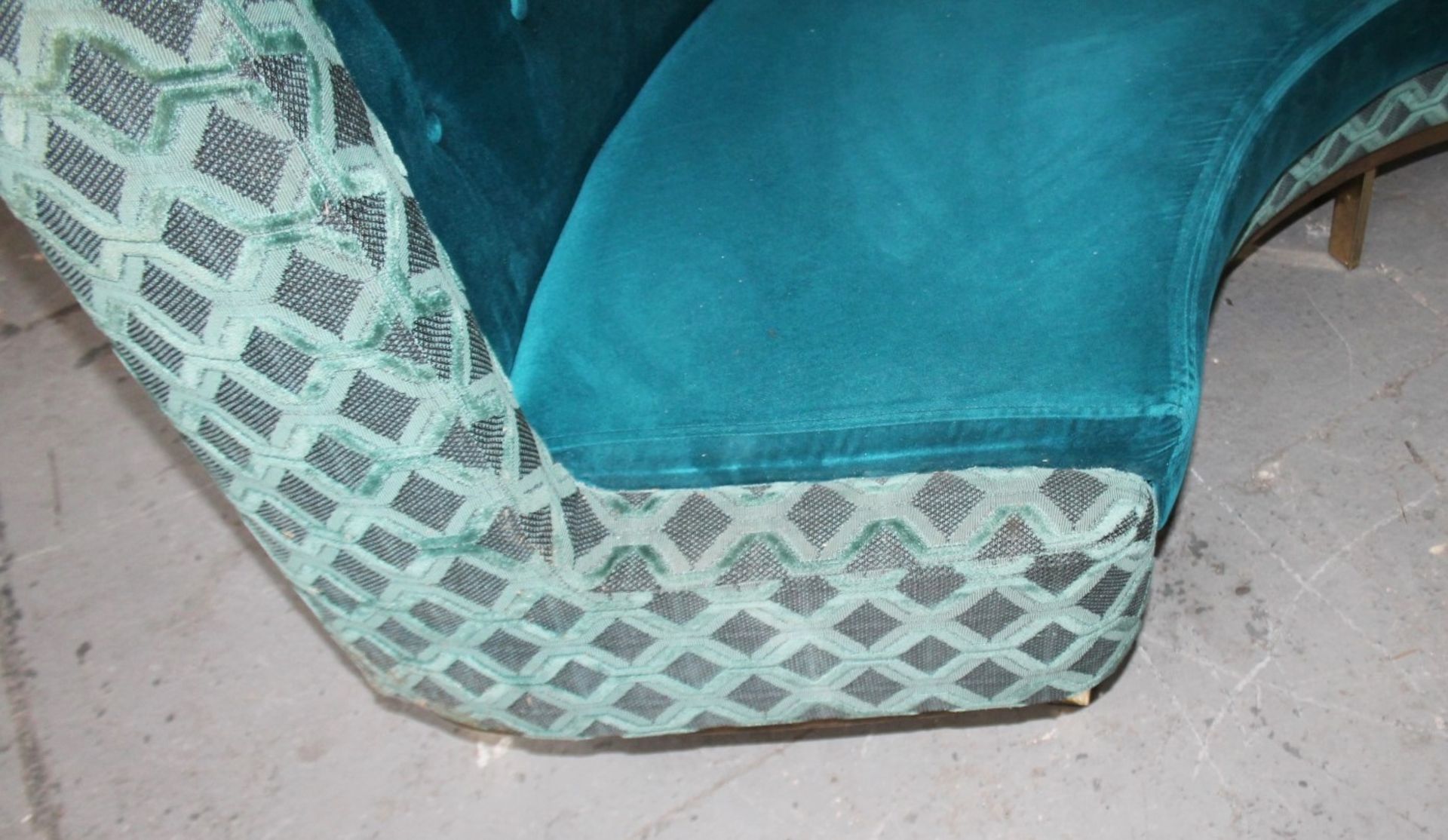 1 x Bespoke Commercial Curved C-Shaped Booth Seating Upholstered In Premium Teal Coloured Fabrics - - Image 12 of 17