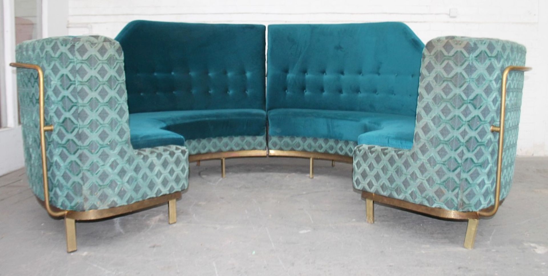 1 x Bespoke Commercial Curved C-Shaped Booth Seating Upholstered In Premium Teal Coloured Fabrics - - Image 5 of 17