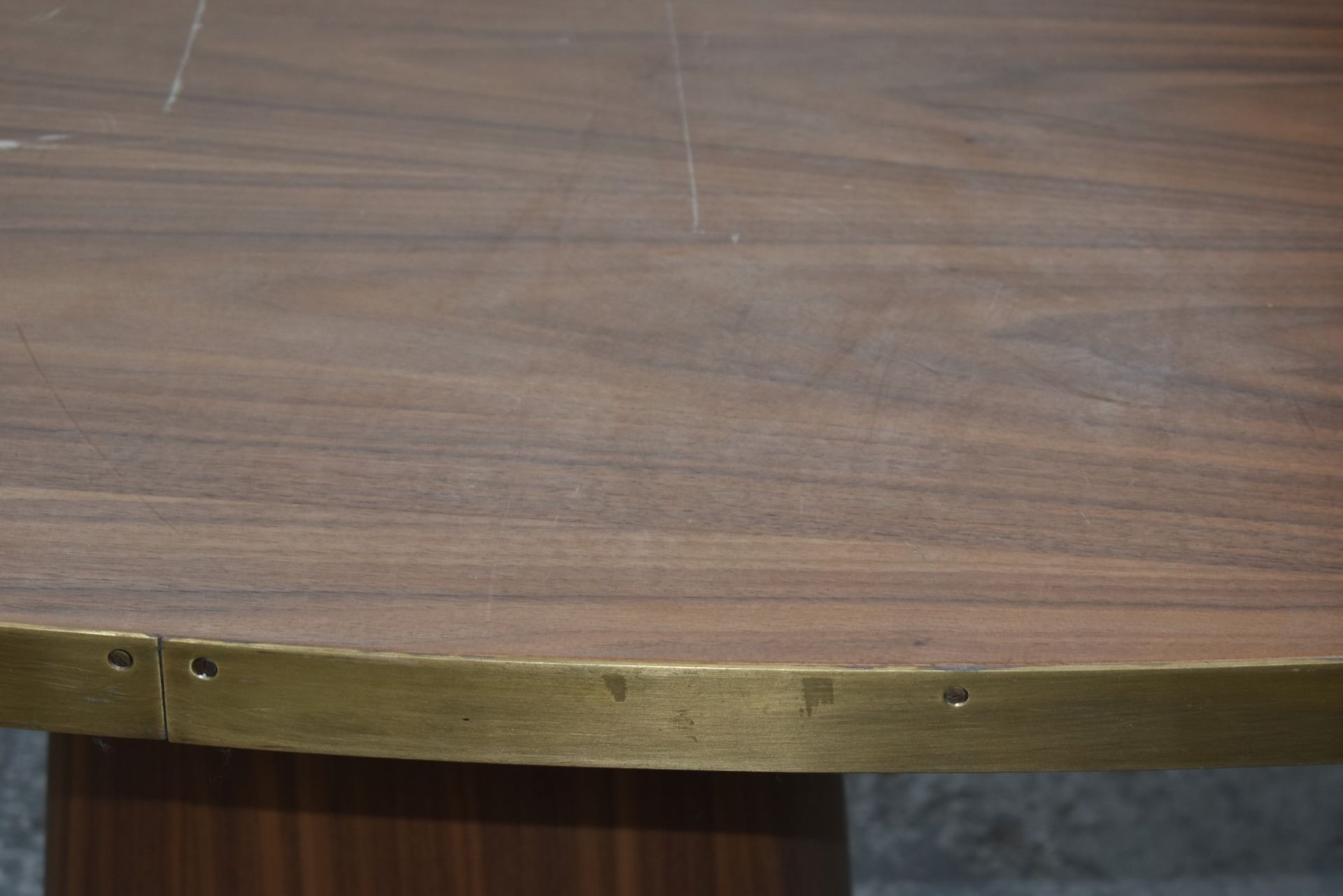 1 x Oval Banqueting Dining Table By AKP Design Athens - Walnut Top With Antique Brass Edging - Image 8 of 10