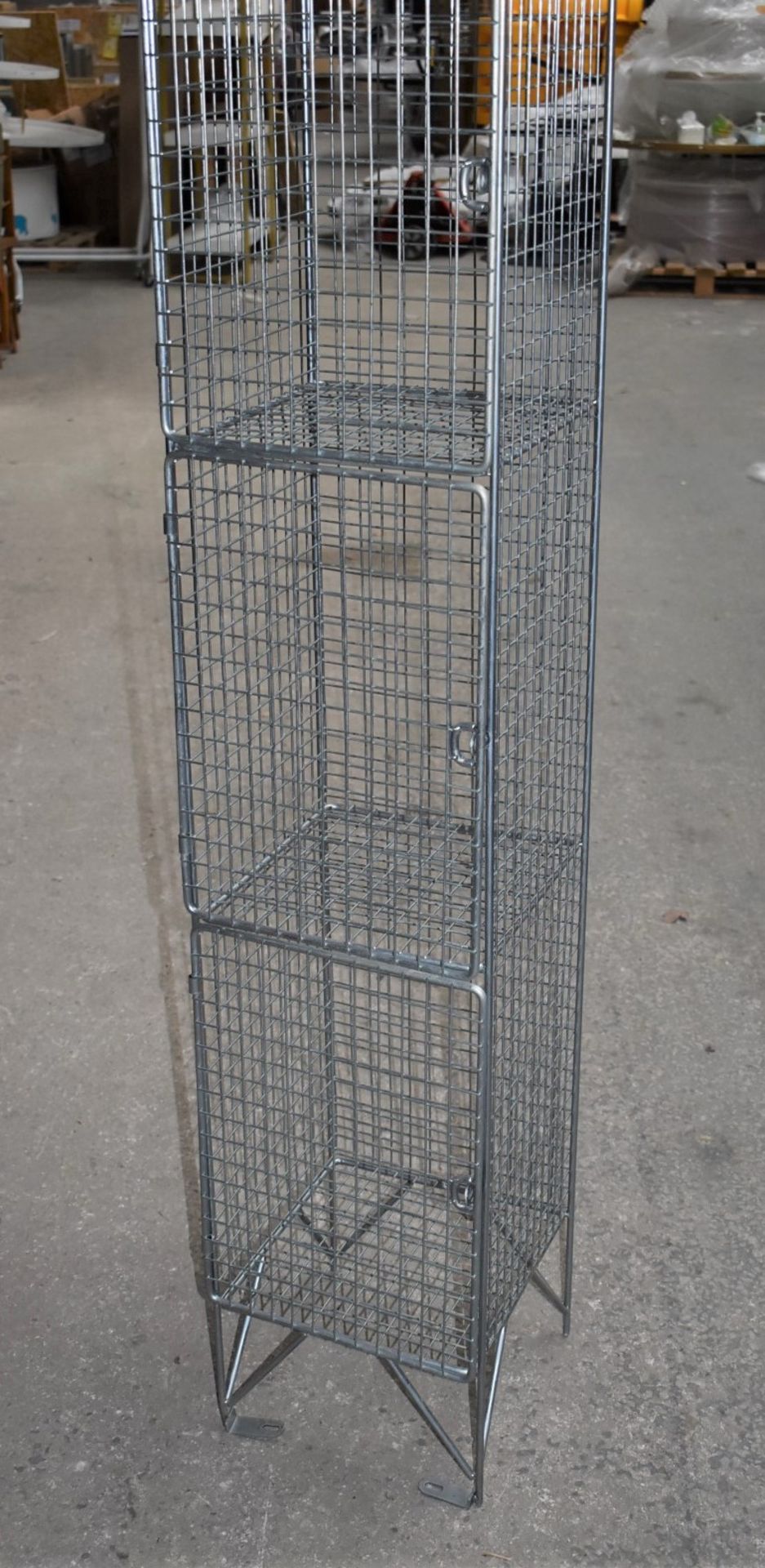 1 x Wire Mesh Cage Lockers With Four Locker Compartments - Dimensions: H193 x W30 x D32 cms - Ref: - Image 2 of 11