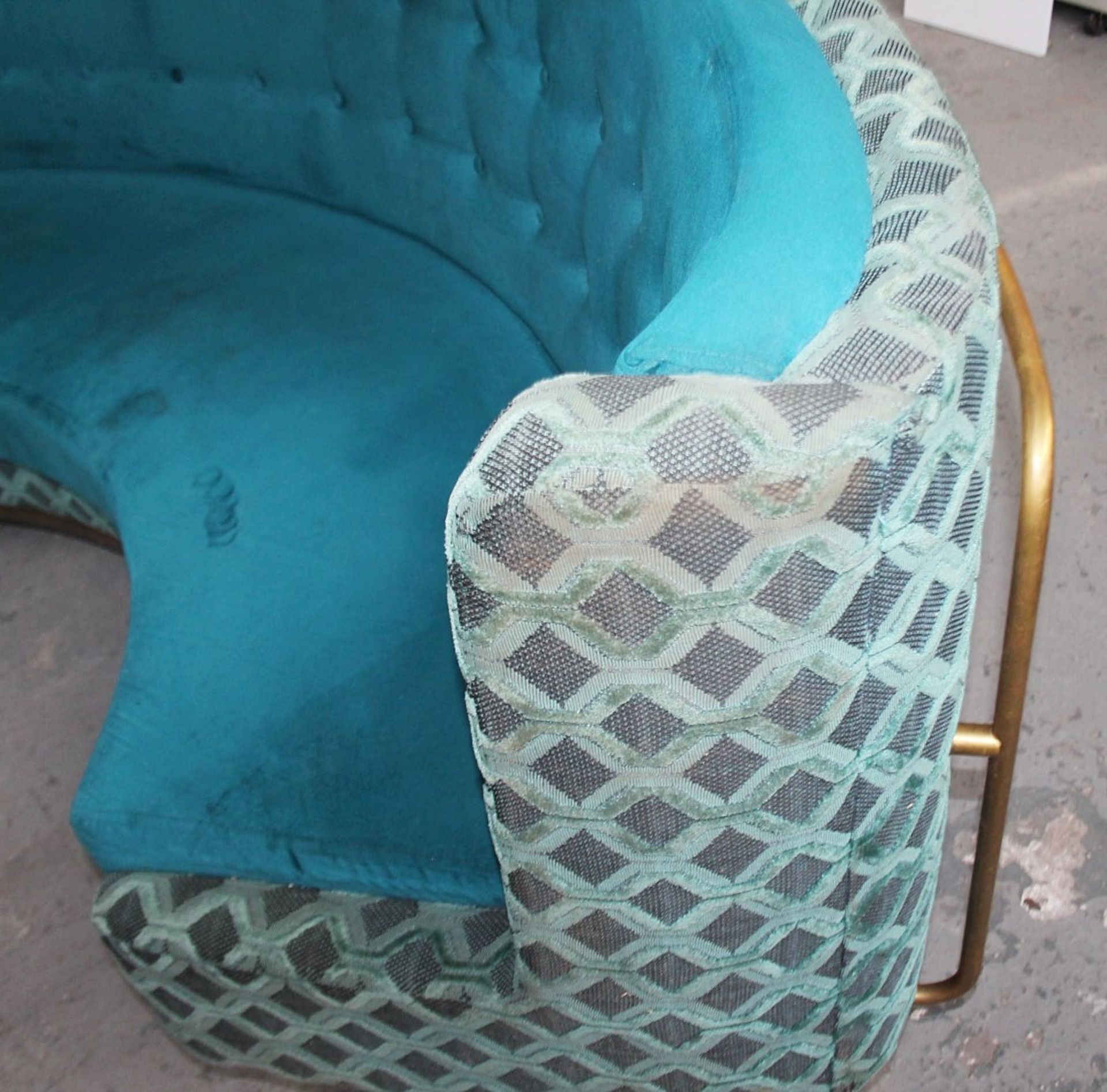 1 x Bespoke Commercial Curved C-Shaped Booth Seating Upholstered In Premium Teal Coloured Fabrics - - Image 13 of 17