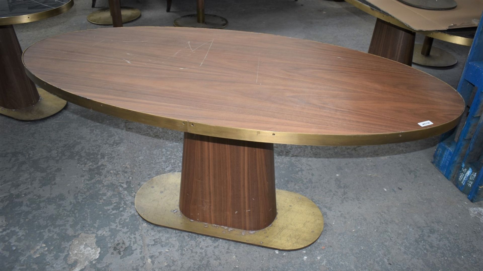 1 x Oval Banqueting Dining Table By AKP Design Athens - Walnut Top With Antique Brass Edging - Image 6 of 10