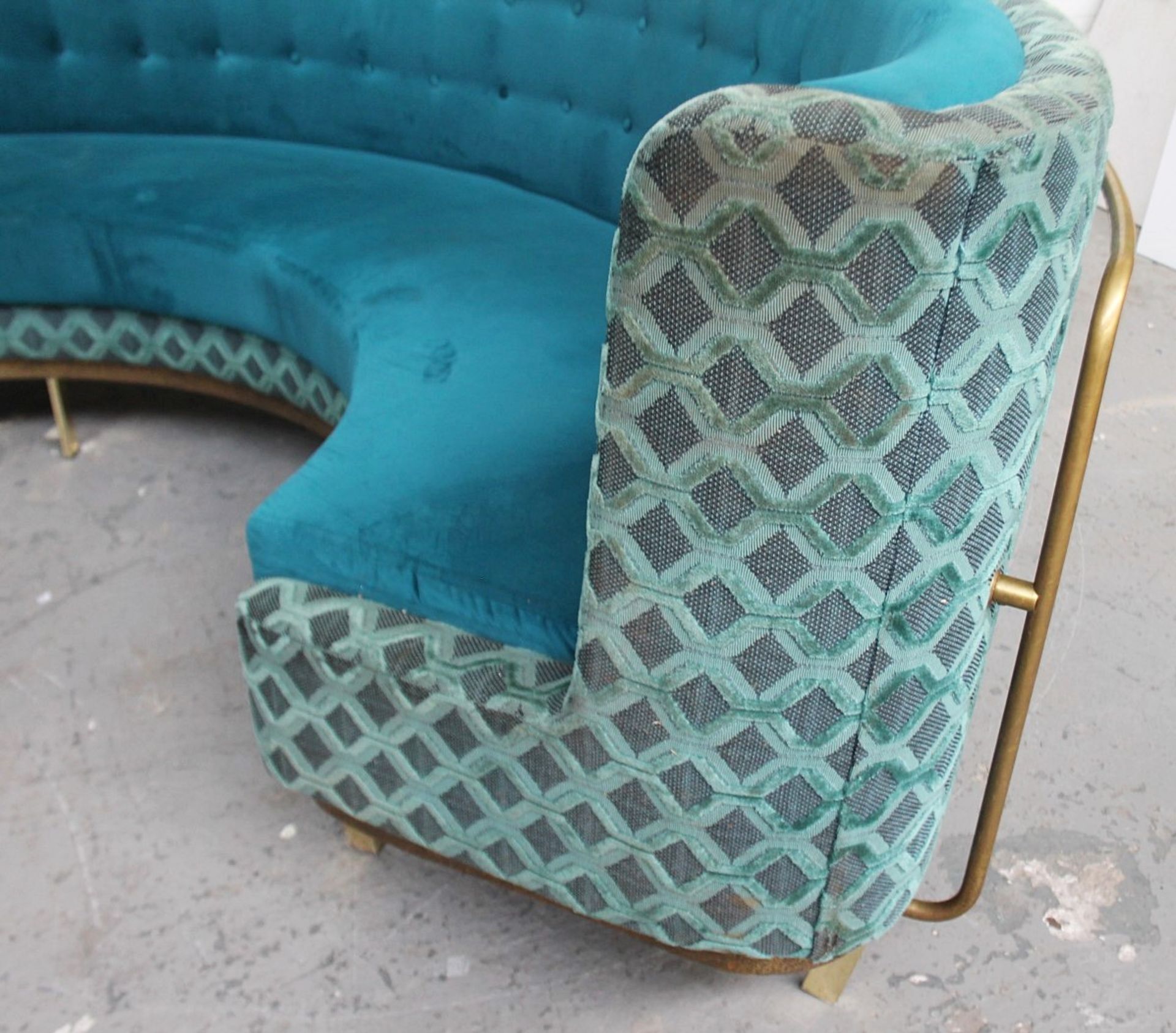 1 x Bespoke Commercial Curved C-Shaped Booth Seating Upholstered In Premium Teal Coloured Fabrics - - Image 9 of 17