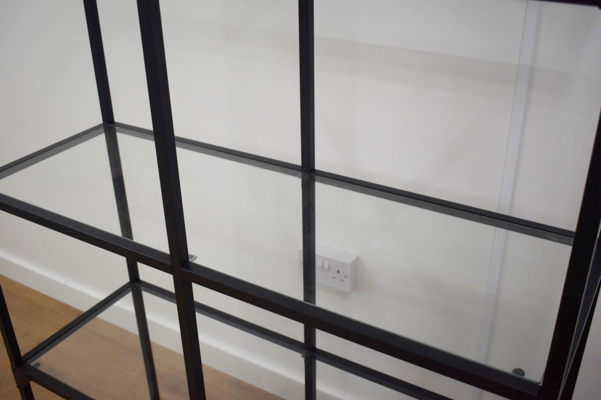 1 x Upright Modern Display Shelving Unit With Metal Frame and Glass Shelves - Image 3 of 5