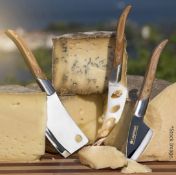 1 x LEGNOART Cheese Enthusiast Knife Set With Light Wood Handles - Original Price £55.00