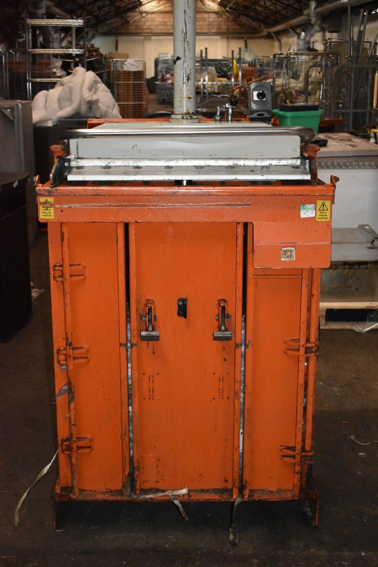 1 x Orwak 5010 Hydraulic Press Compact Cardboard Baler - Used For Compacting Recyclable or Non-