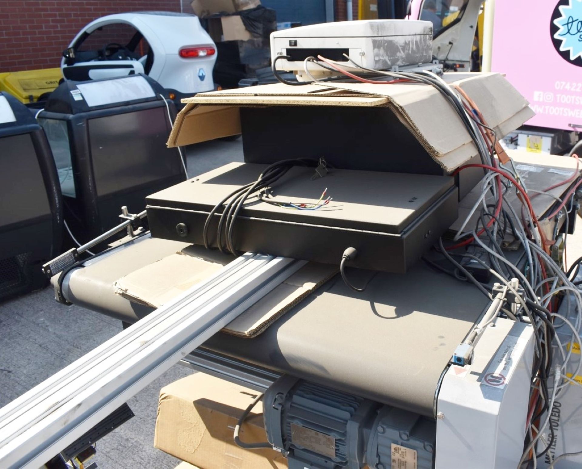 3 x Zebra ID 252 Label Printers, Mettler Toledo CSN950 Dimensioner & ICS469 Weighing Terminal & More - Image 46 of 53