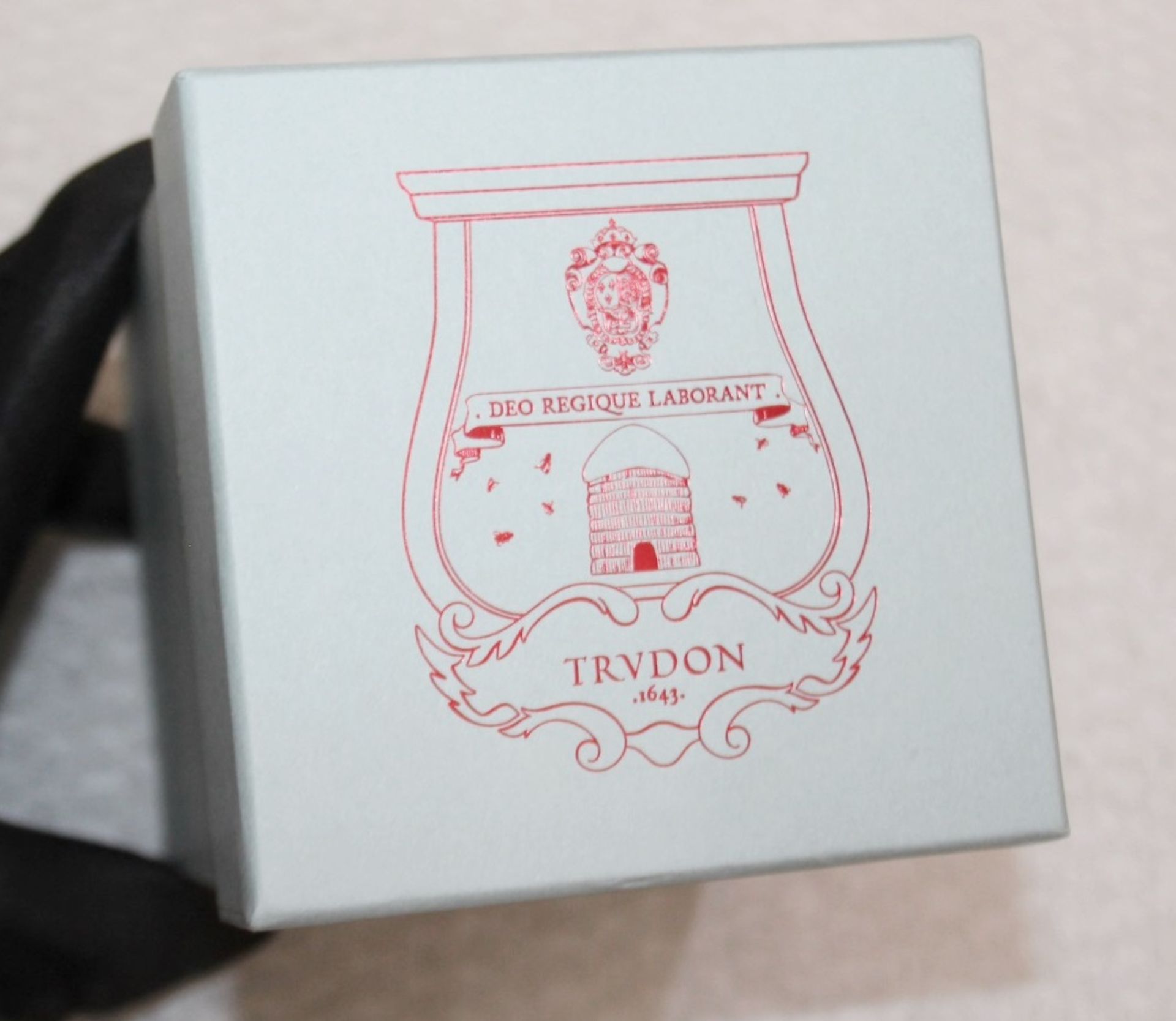 1 x TRUDON Luxury 'Hemera' Scented Candle In Alabaster (270g) - Original Price £170.00 - Boxed Stock - Image 5 of 12
