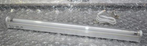 4 x Bathroom Light Fittings - IP44 Waterproof T5 14w Fluorescent Lights With Built-In Electronic