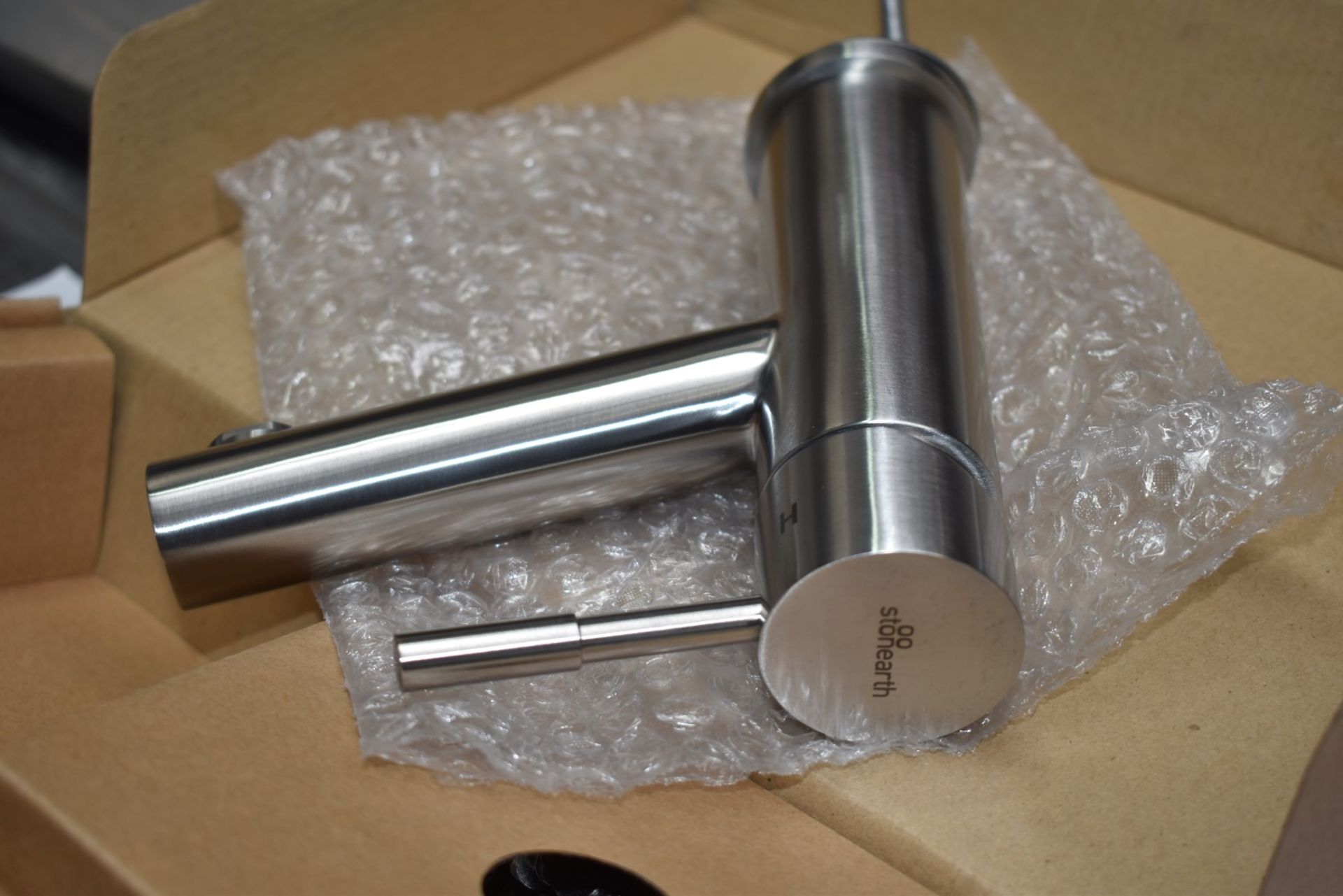 1 x Stonearth 'Hali' Stainless Steel Basin Mixer Tap - Brand New & Boxed - RRP £245 - Ref: TP801 WH2 - Image 5 of 7