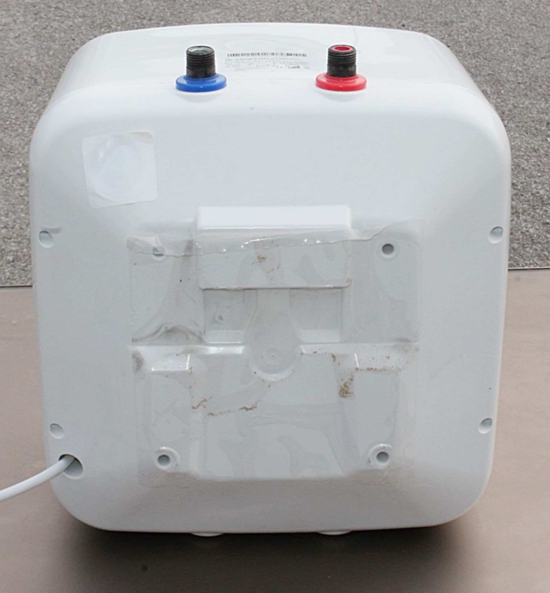 1 x Ariston Undersink Water Heater 2kW 15Ltr - Original RRP £144.00 - NO VAT ON THE HAMMER - Image 3 of 4