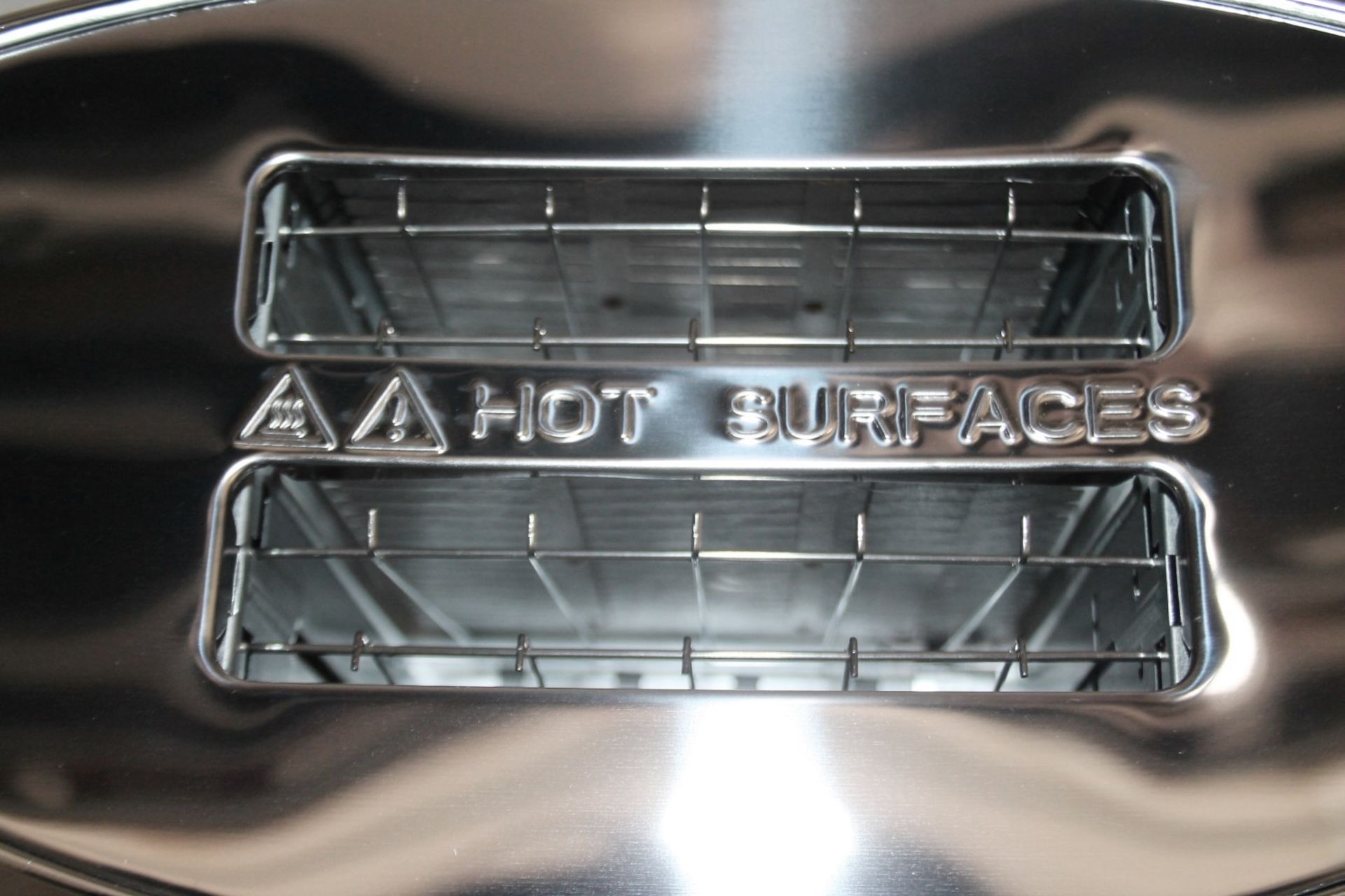 1 x Bugatti 'VOLO' Designer 2-Slice Self-Lowering Toaster In Chrome - Original Price £178.00 - Boxed - Image 9 of 13