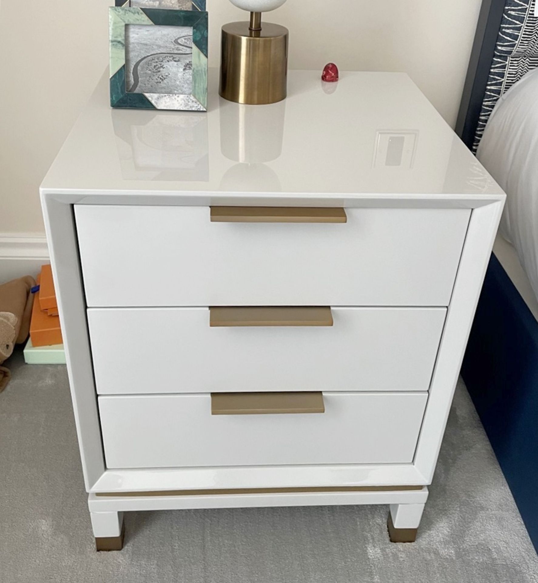 Pair Of Luxury Designer Bedside Tables With Soft-Close Drawers - NO VAT ON THE HAMMER