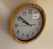 1 x Round Wall Clock In Wood - Size: 260mm diameter - CL776 - Ref: GB062 - Location: London