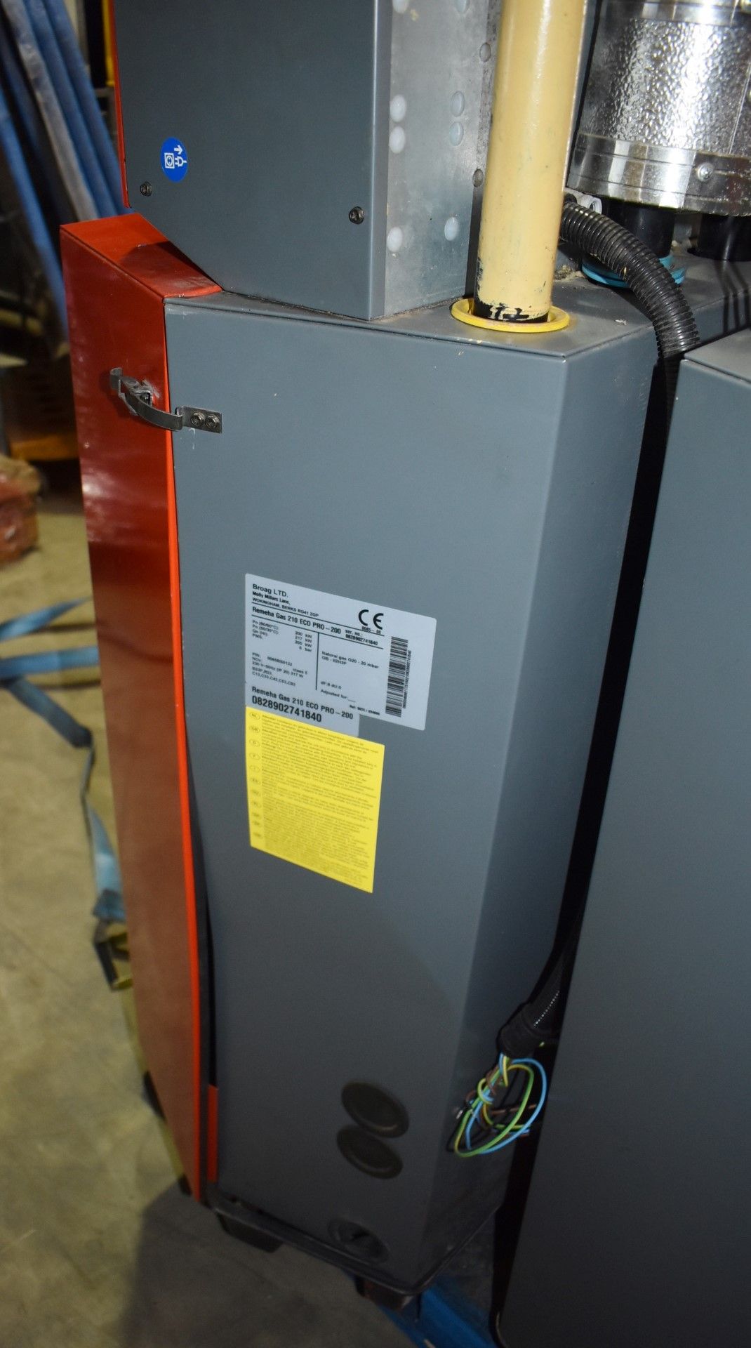 1 x Brohag Remeha Gas 210 Eco Pro Floor Standing Commercial Boiler - Ref: WH2-140 H7B - CL711 - - Image 3 of 11