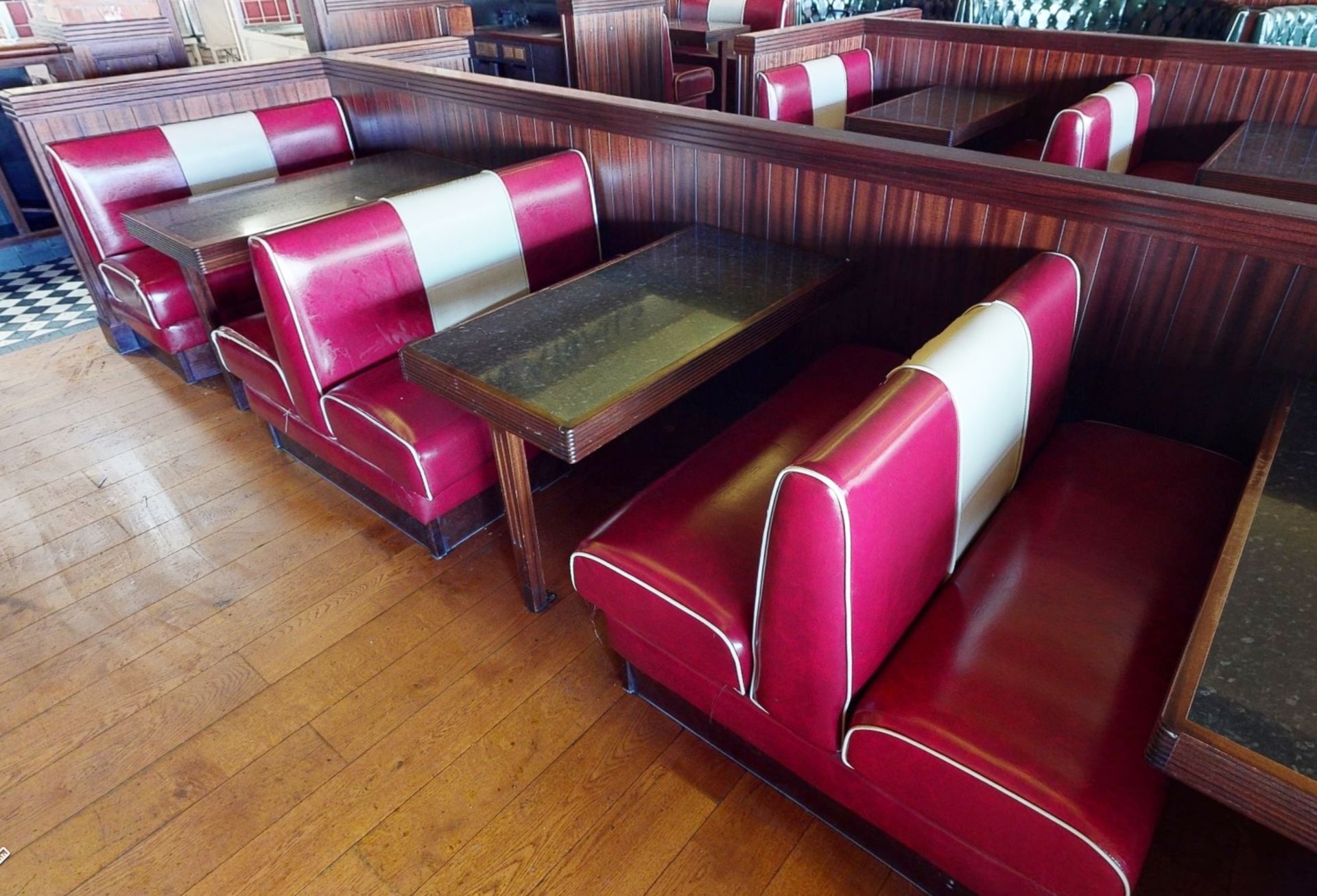 1 x Assorted Lot of Restaurant Seating Benches - Seats 18 Persons - American Diner Style in Red - Image 9 of 11