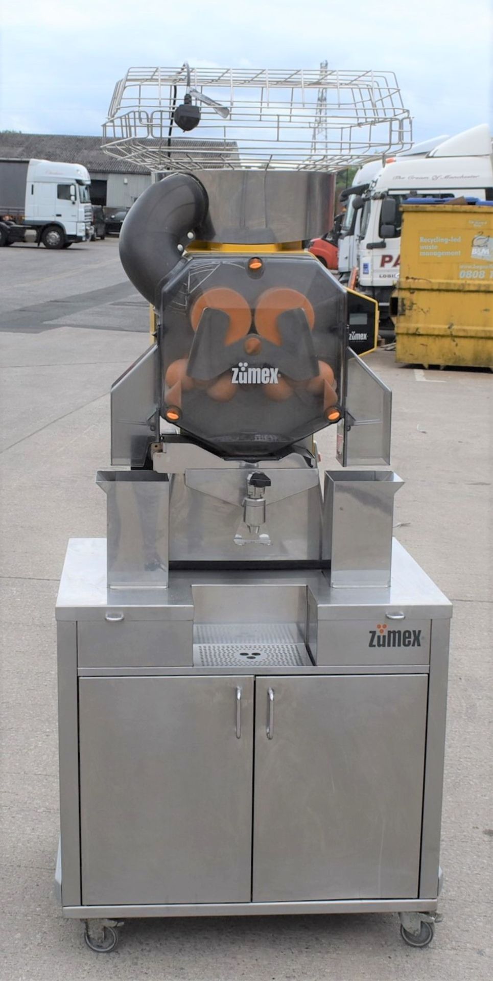 1 x Zumex Speed S +Plus Self-Service Podium Commercial Citrus Juicer - Manufactured in 2018 -