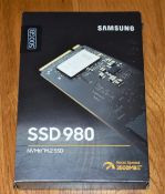 1 x Samsung SSD 980 NVMe M.2 500GB SSD Drive - 2022 Model With Original Box - Very Light Use