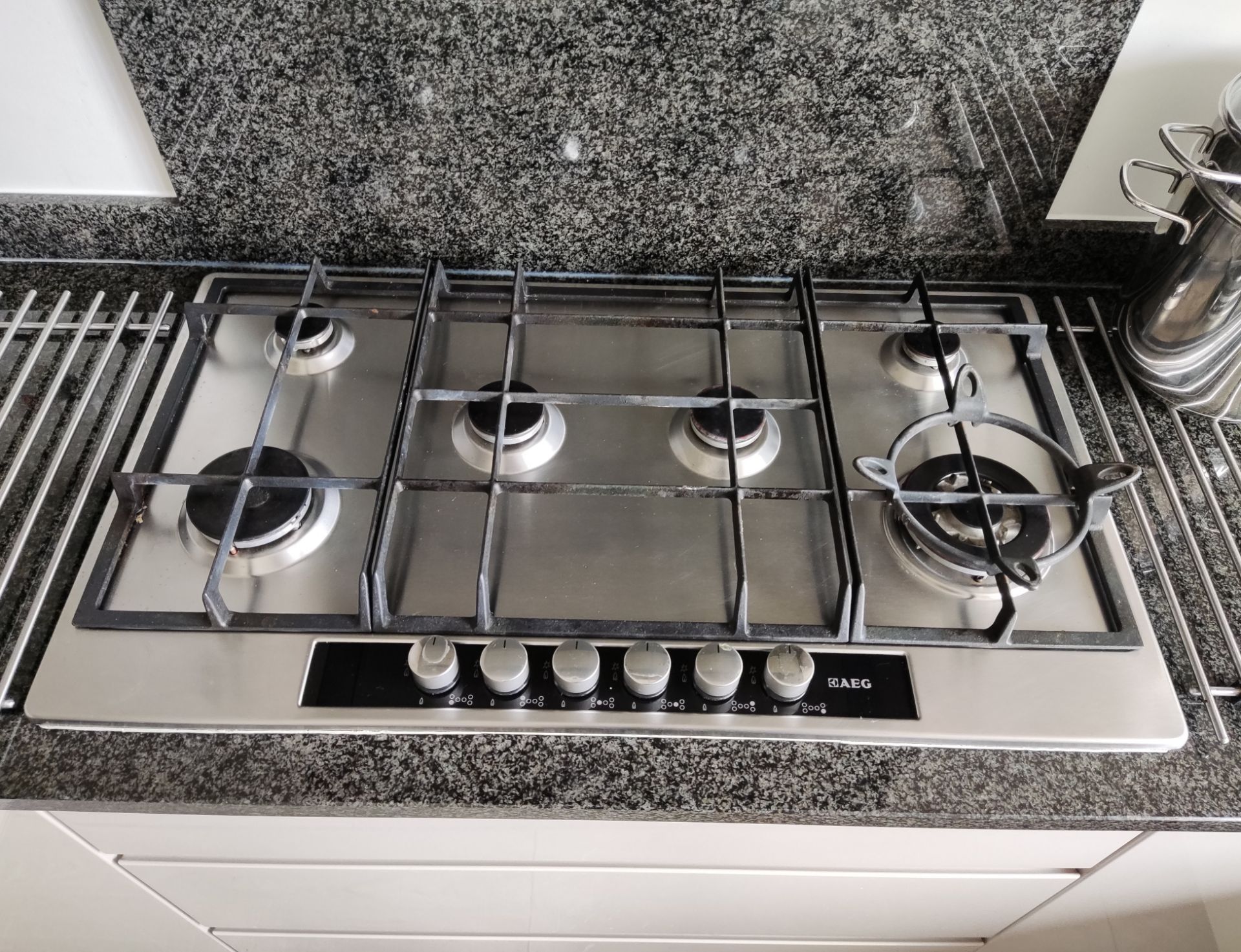 1 x Modern Handleless Kitchen Featuring Granite Worktops, A Double Oven, And Under-lighting - NO VAT - Image 48 of 56