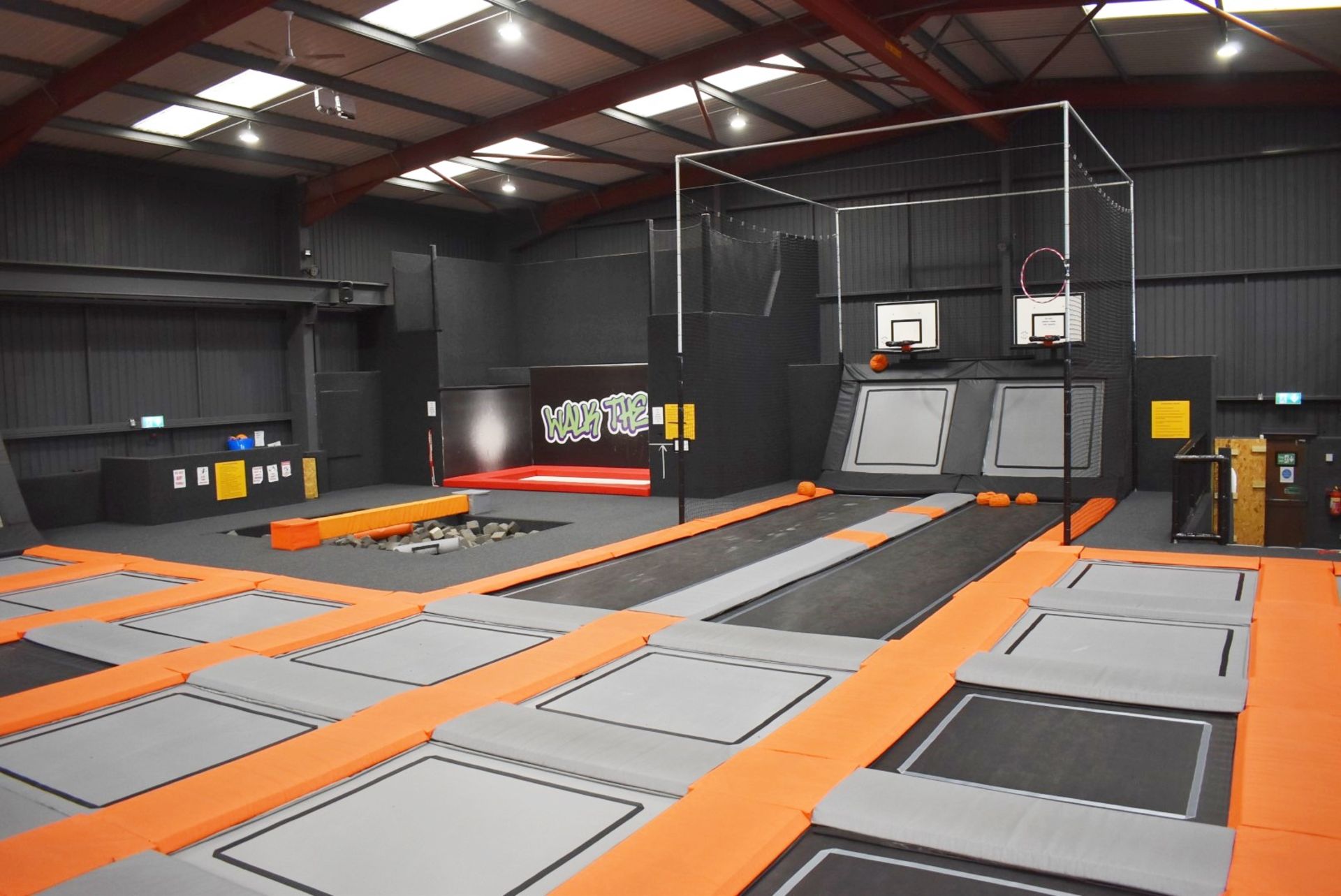 1 x Large Trampoline Park - Disassembled - Includes Dodgeball Arena And Jump Tower - CL766  - - Image 9 of 99