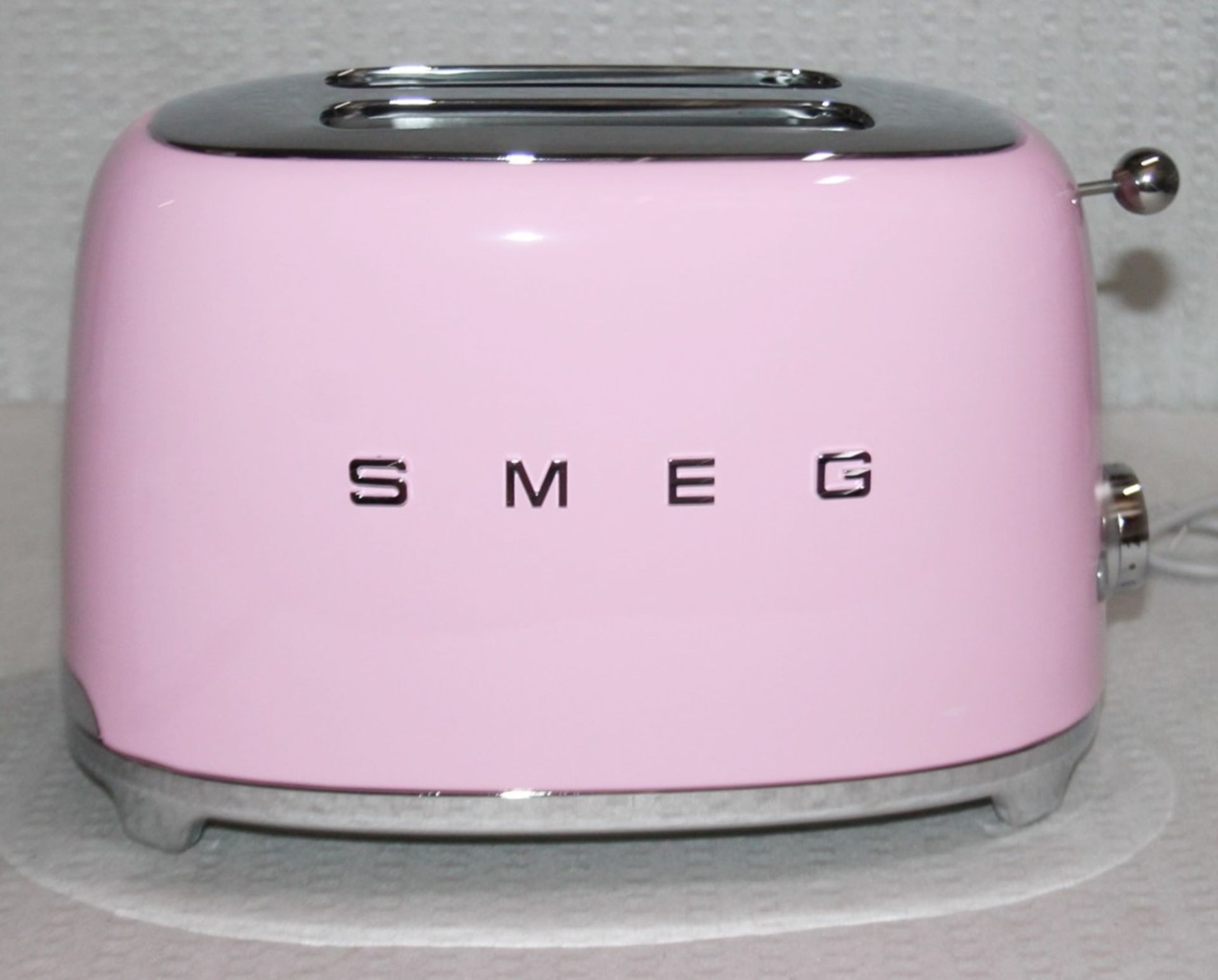 1 x SMEG Retro 2-Slice Stainless-Steel Toaster In Pink & Chrome - Original Price £149.00 - Ref: - Image 2 of 14
