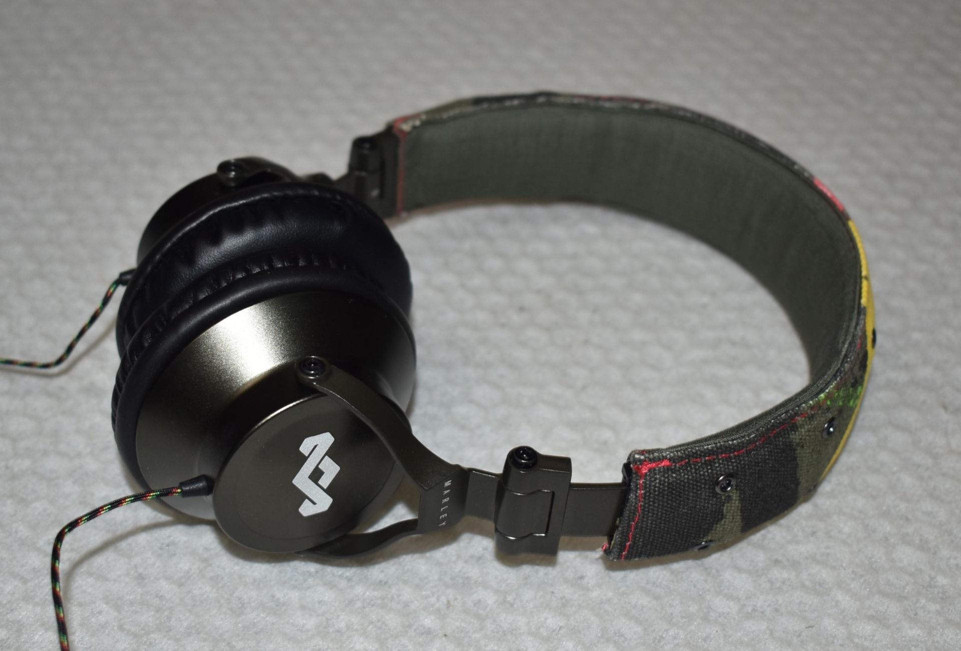 1 x House of Marley Rasta Revolution On Ear Headphones - Includes Original Box - Light Use Only - - Image 3 of 9