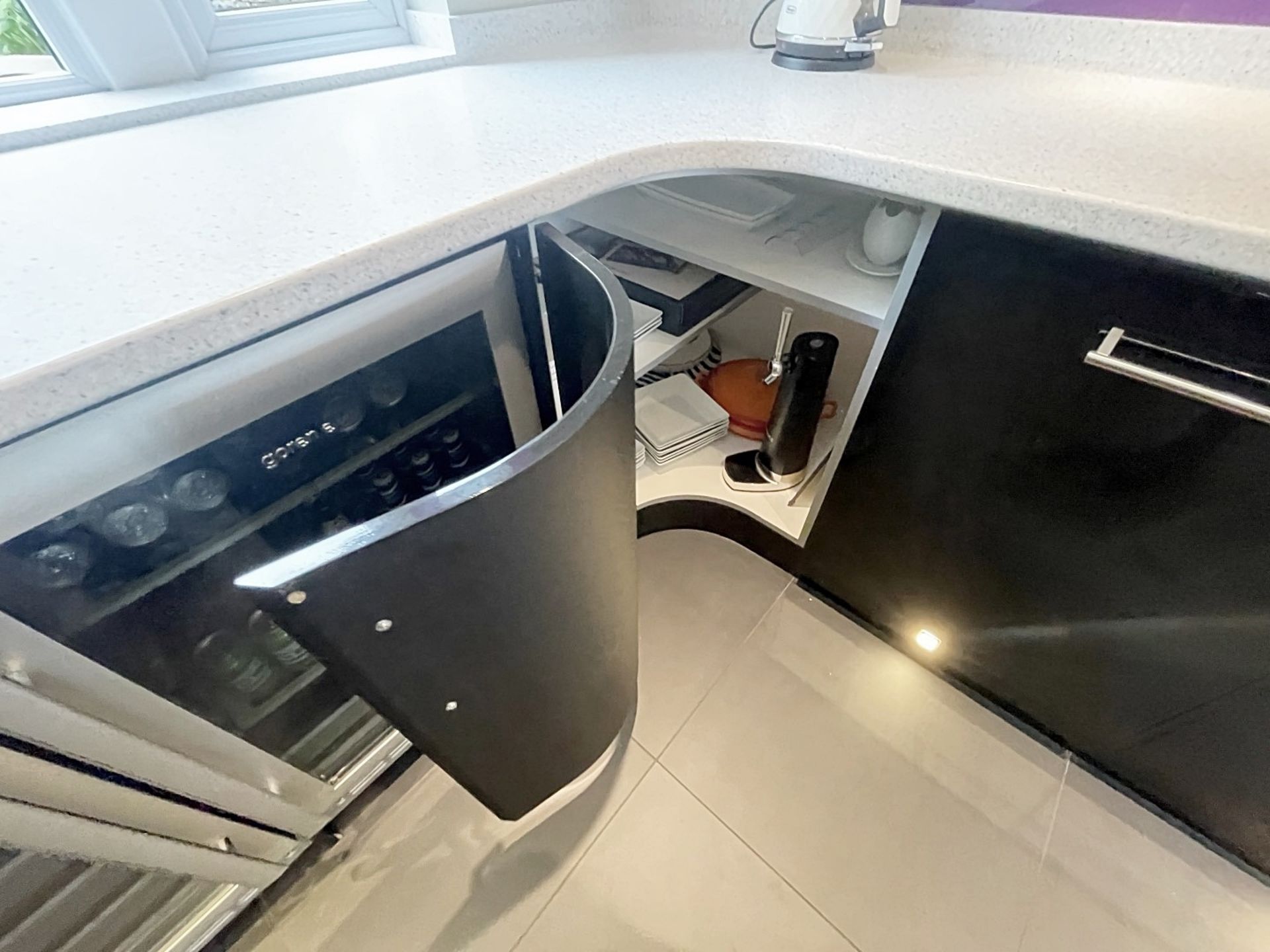 1 x MAGNET Modern Black Gloss Fitted Kitchen With Premium Branded Appliances + Corian Worktops - Image 28 of 62