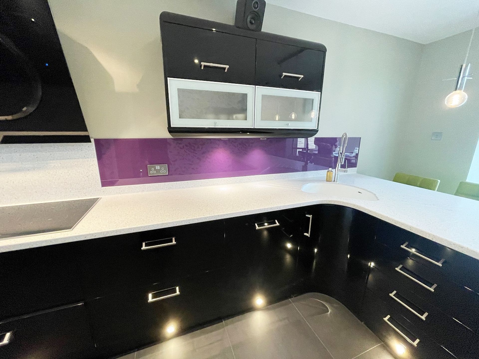 1 x MAGNET Modern Black Gloss Fitted Kitchen With Premium Branded Appliances + Corian Worktops - Image 19 of 62