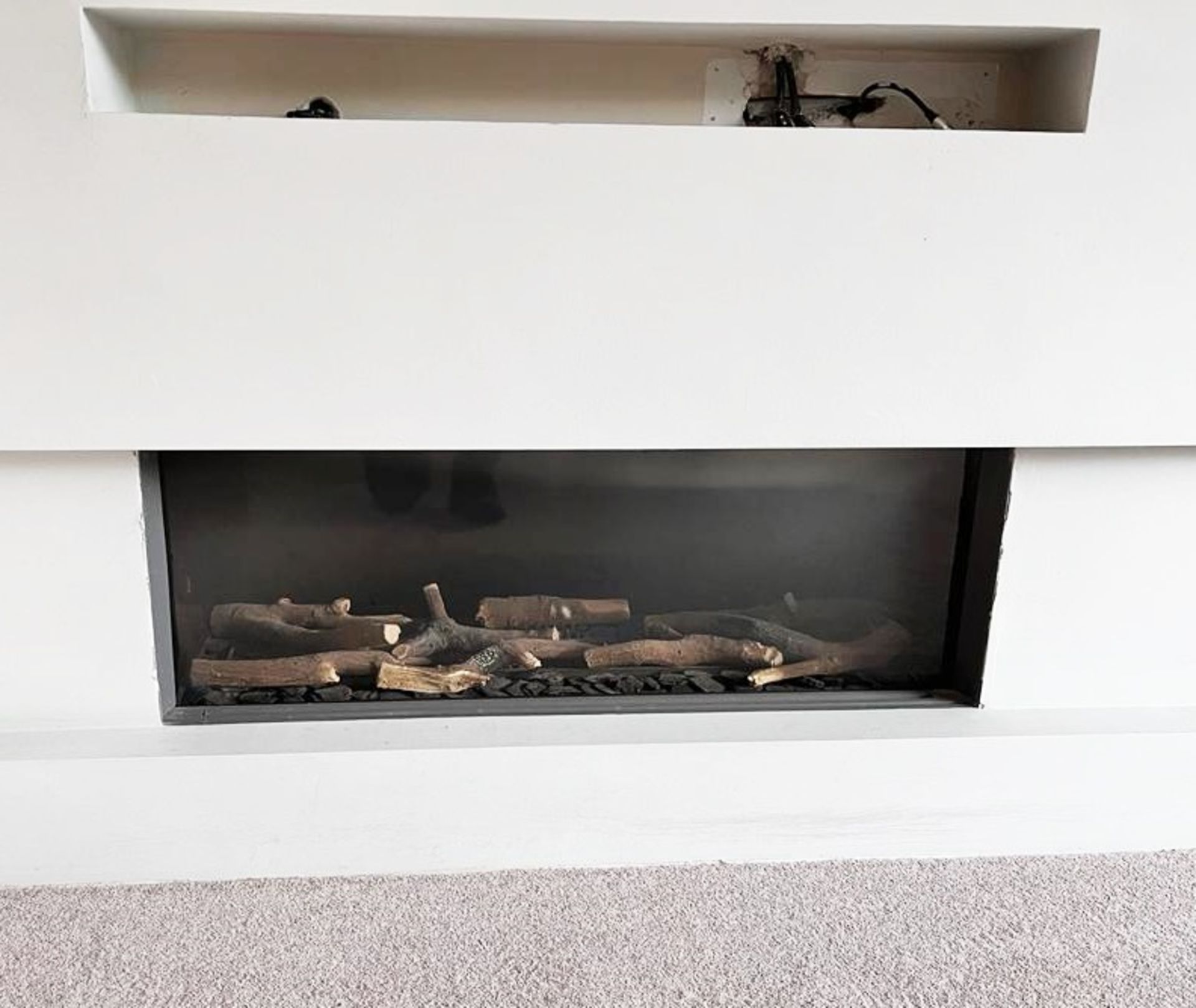 1 x DRU Metro 100XT Letterbox Hole-In-The-Wall Gas Fire - Ref: 1st/Flr - Original RRP £3,500 - Image 7 of 7