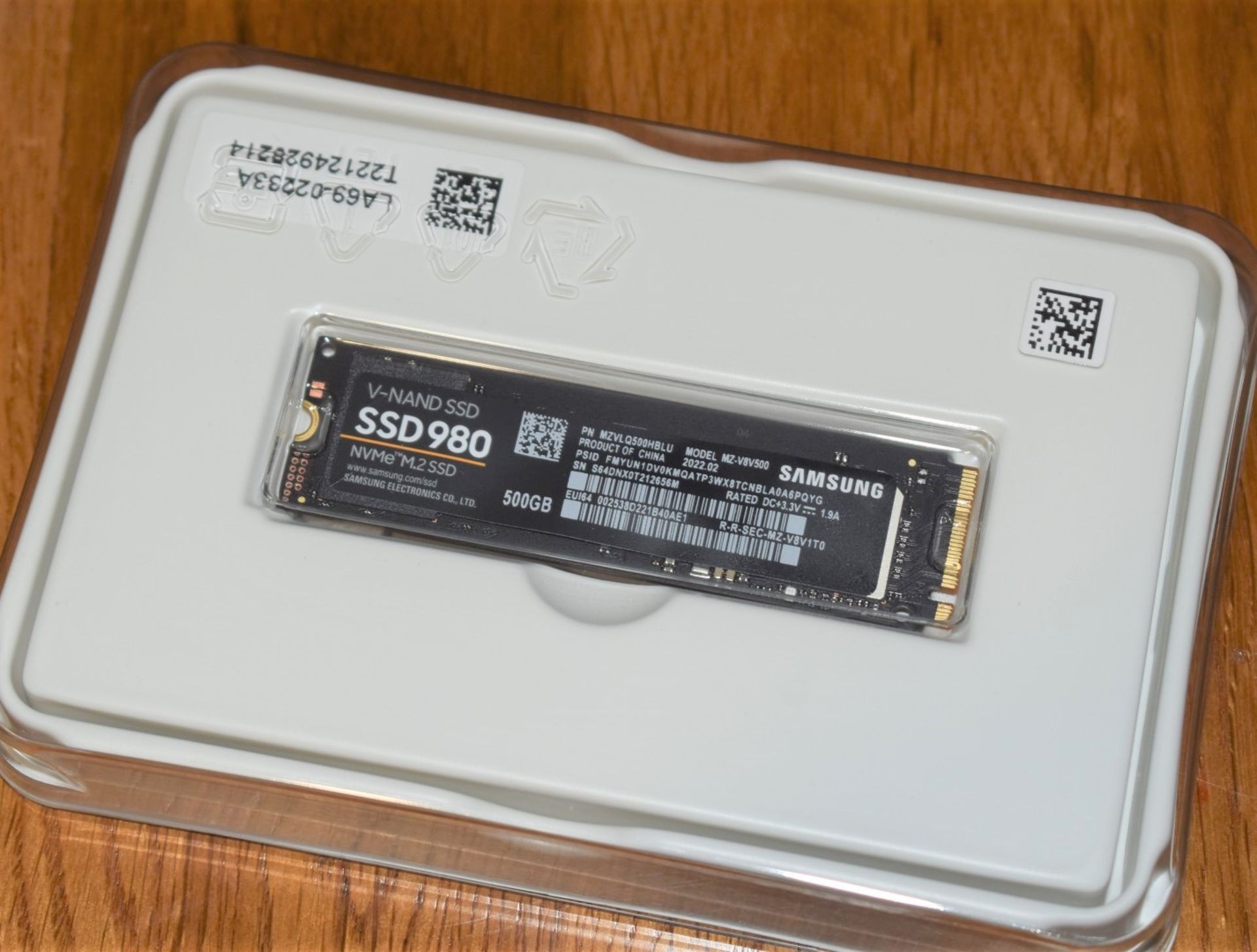 1 x Samsung SSD 980 NVMe M.2 500GB SSD Drive - 2022 Model With Original Box - Very Light Use - Image 2 of 3