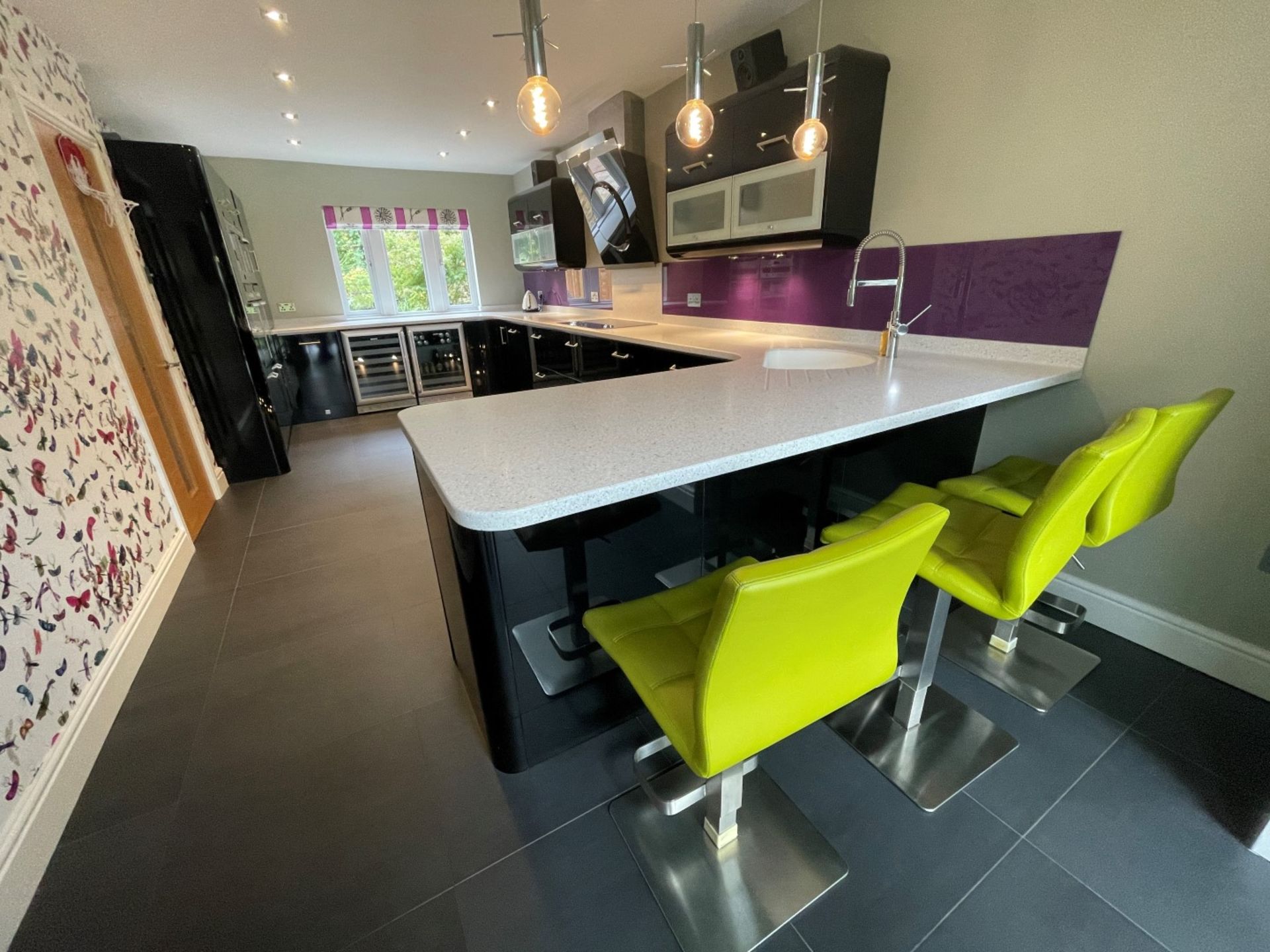 1 x MAGNET Modern Black Gloss Fitted Kitchen With Premium Branded Appliances + Corian Worktops - Image 8 of 62