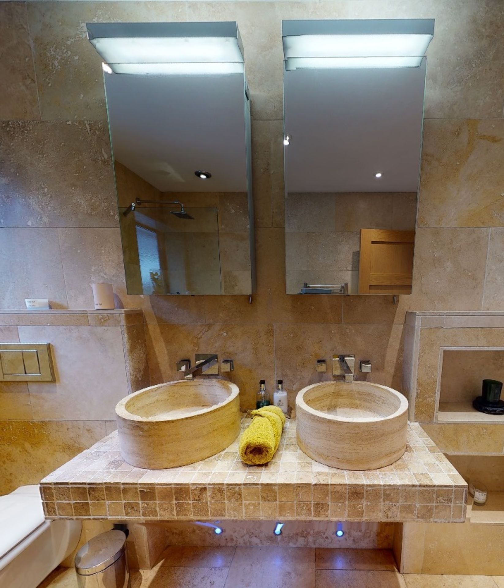 Contents Of A Luxury En-suite Bathroom With Shower - Ref: MAIN/BTH - CL775 - NO VAT ON THE HAMMER - Image 7 of 7