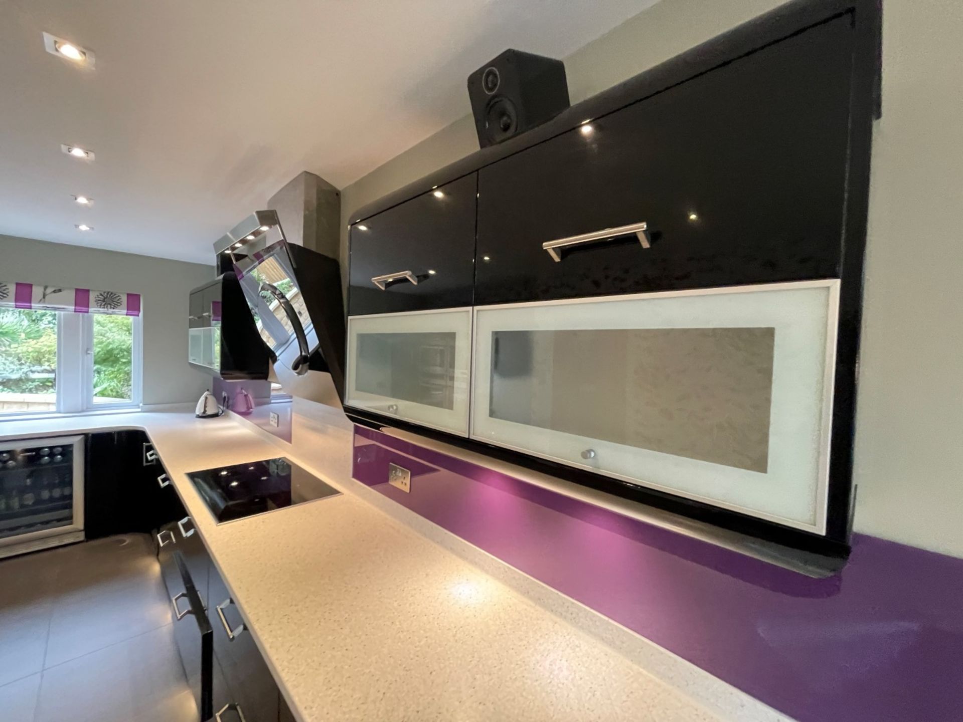 1 x MAGNET Modern Black Gloss Fitted Kitchen With Premium Branded Appliances + Corian Worktops - Image 11 of 62