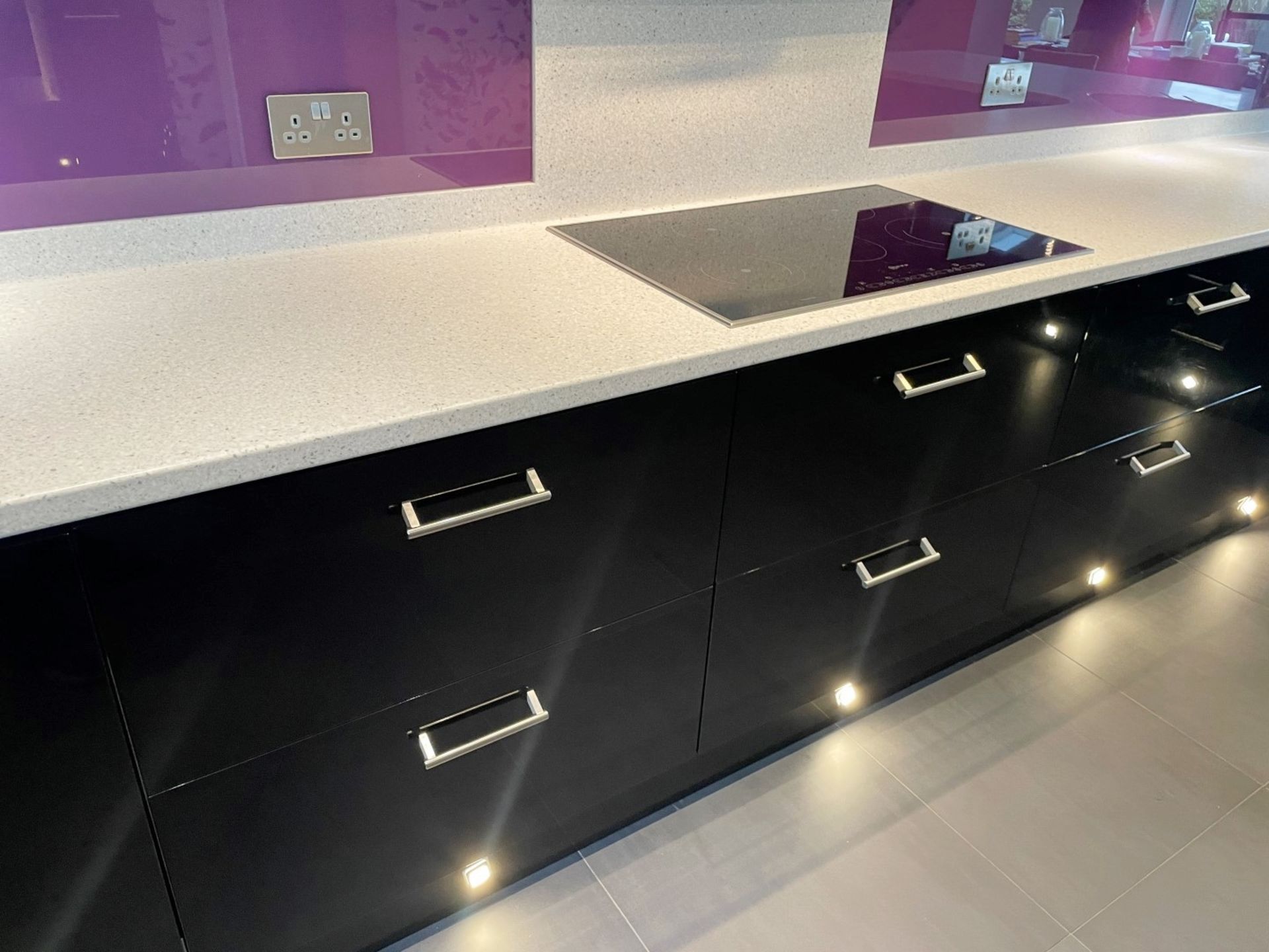 1 x MAGNET Modern Black Gloss Fitted Kitchen With Premium Branded Appliances + Corian Worktops - Image 30 of 62