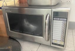 2 x Microwave Ovens For Spares or Repairs - Ref: HTYS270 - CL782 - Location: Leicester,