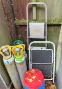 1 x Assorted Collection to Includes 2 x Sets of Step Ladders and 5 x Gas Bottles - Ref: Added -