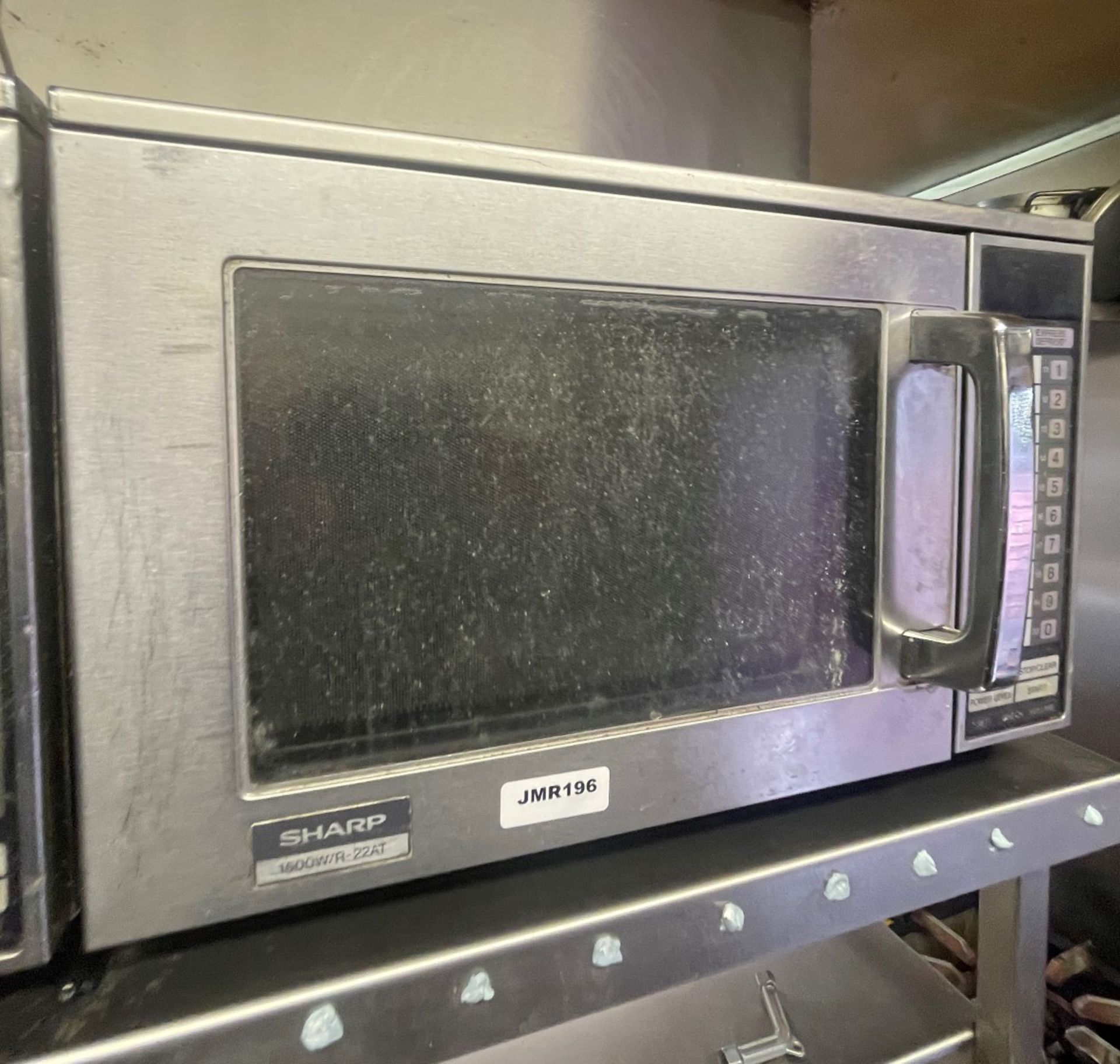 1 x Sharp 1500w Commercial Microwave Oven - Ref: JMR196 - CL782 - Location: Leicester, LE2Collection - Image 2 of 5