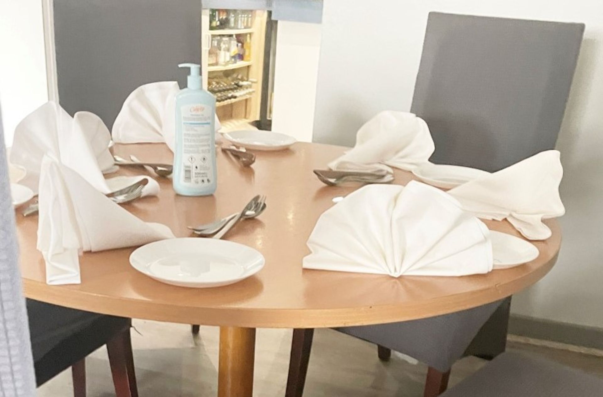 50 x White Dinner Plates, 50 x Fabric Napkins and 150 x Pieces of Contemporary Cutlery - Ref: JMR000 - Image 3 of 5