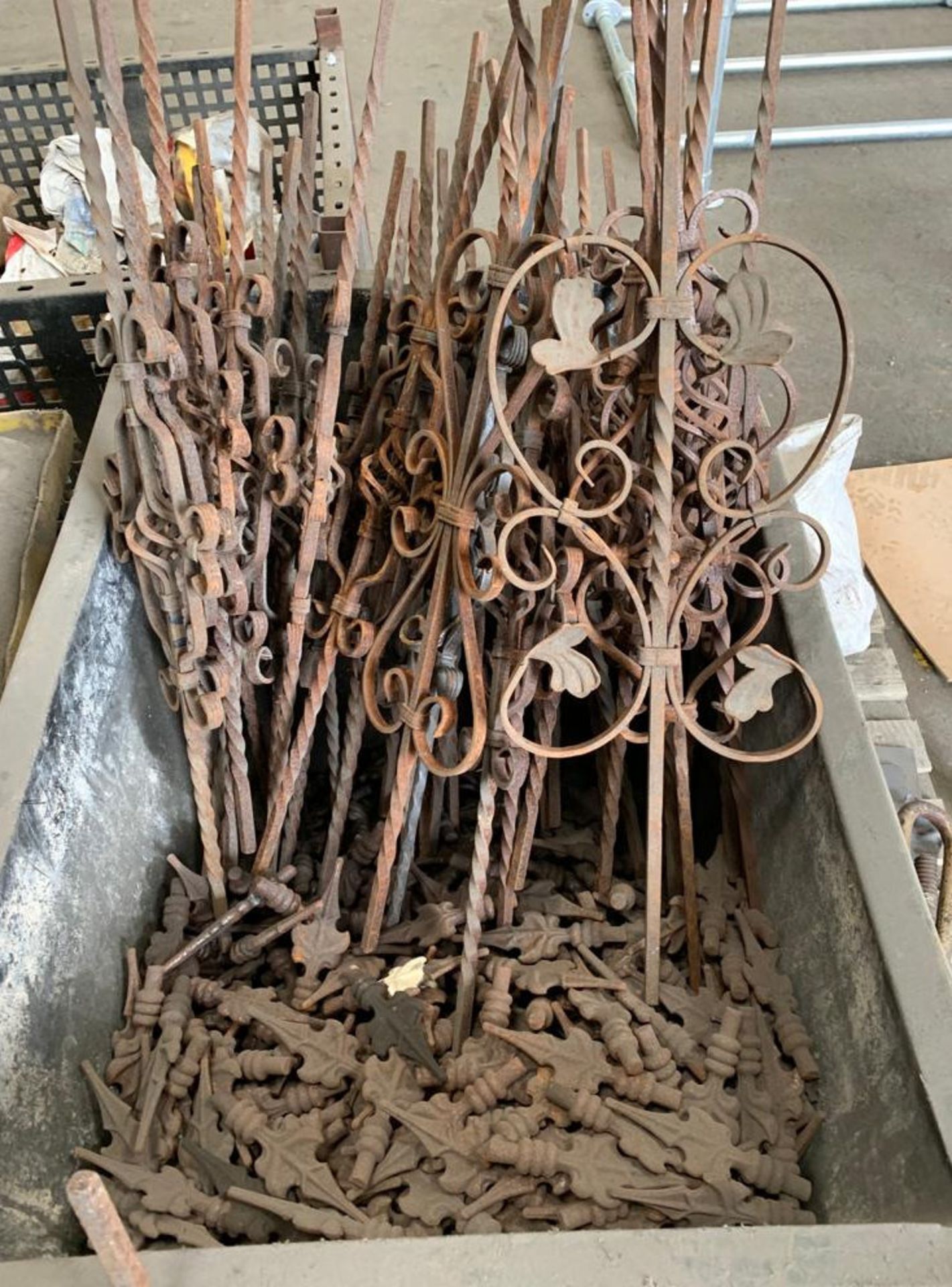 1 x Box Of Assorted Iron Finials - Box Not Included - Ref: 1 - CL464 - Location: Liverpool L19