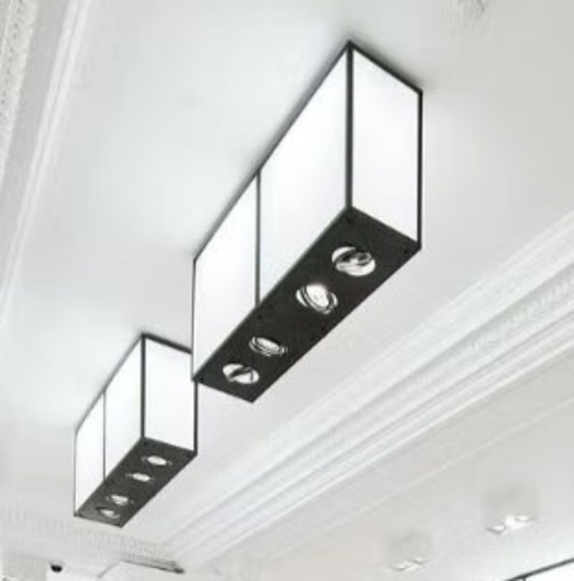 2 x Illuminated Decorative Ceiling Lights From a Famous London Department Store - Image 3 of 13
