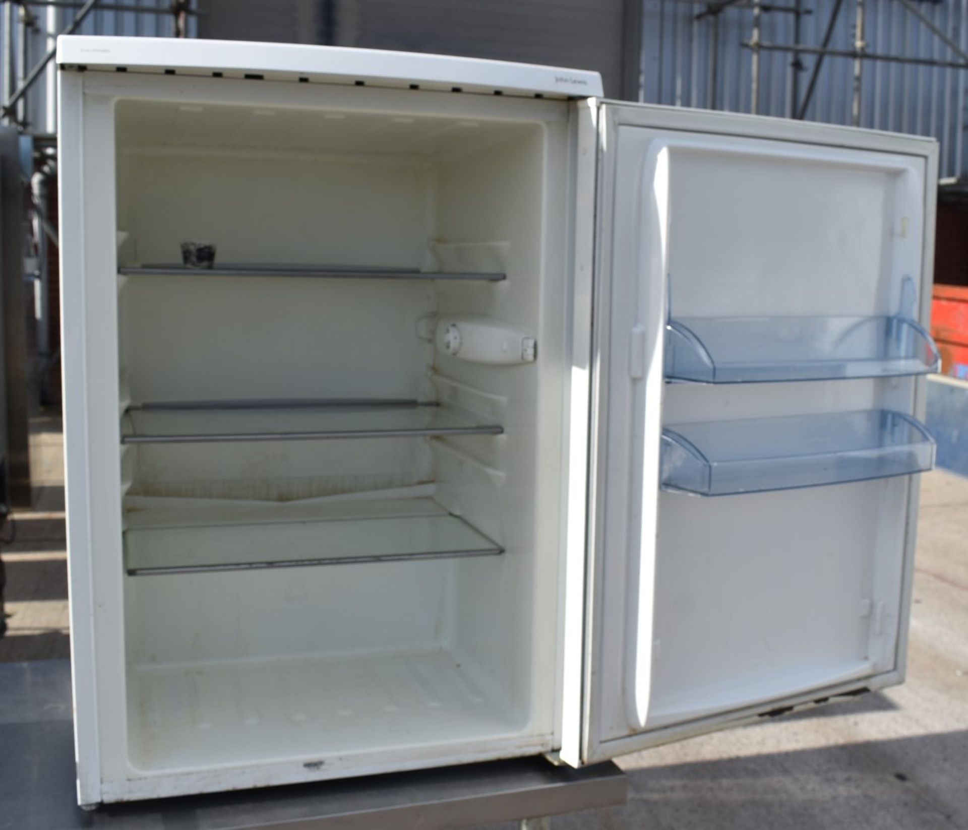 1 x John Lewis Undercounter Fridge - Recently Removed From a Dark Kitchen Environment - Ref: DK