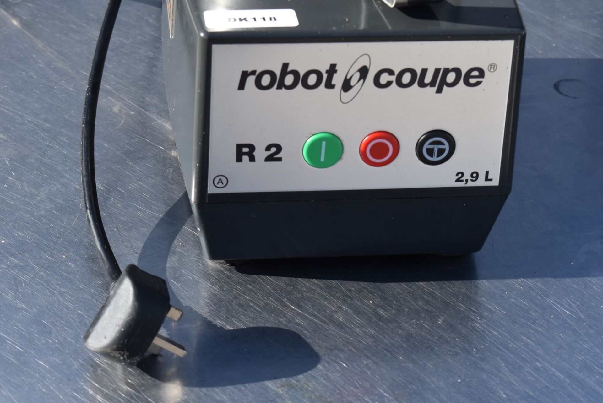 1 x Robot Coupe R2 Heavy Duty Cutter Blender - Recently Removed From a Dark Kitchen Environment - Image 4 of 9