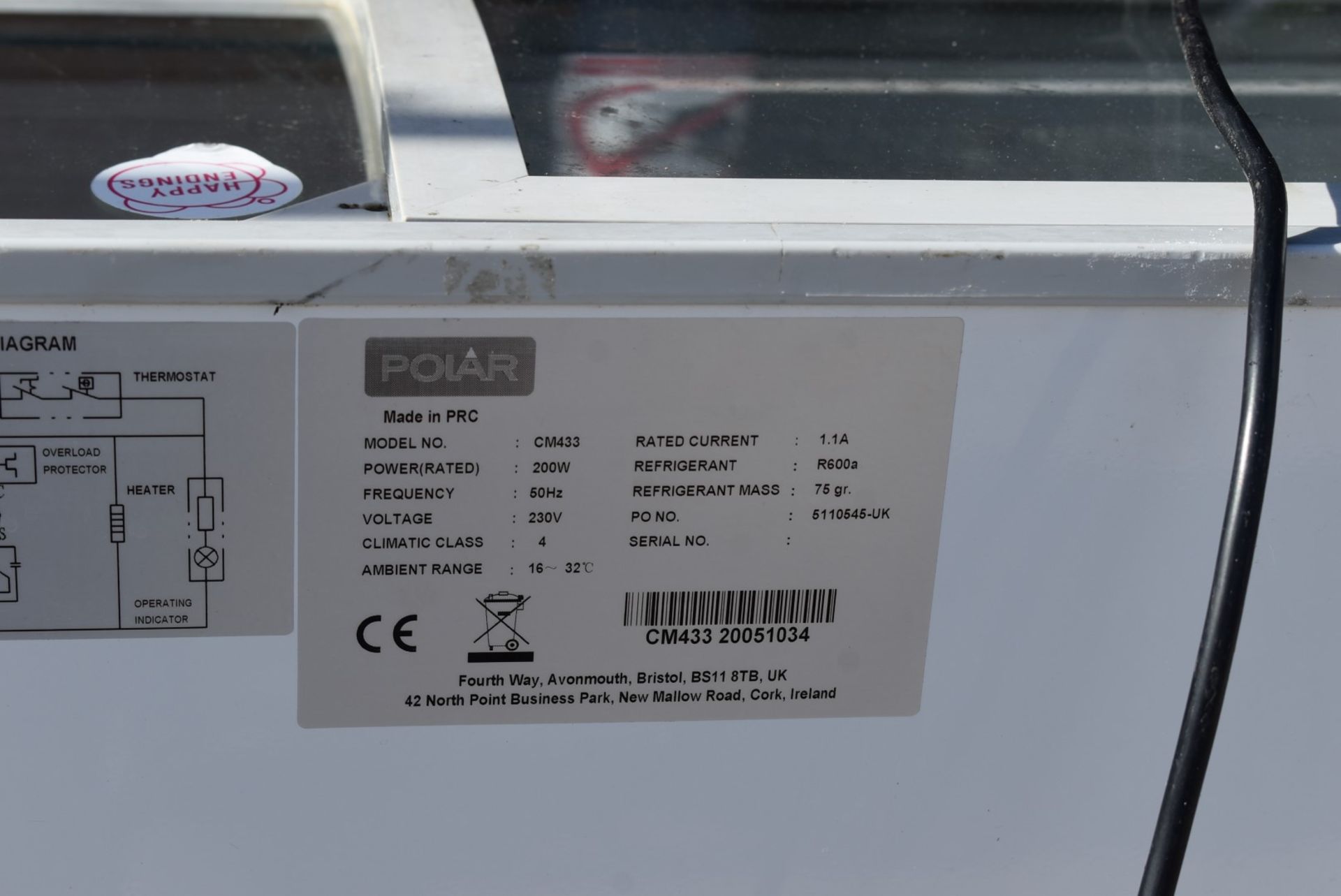 1 x Polar CM433 G-Series Ice Cream Chest Freezer With Curved Sliding Glass Lid - RRP £550 - Image 4 of 7