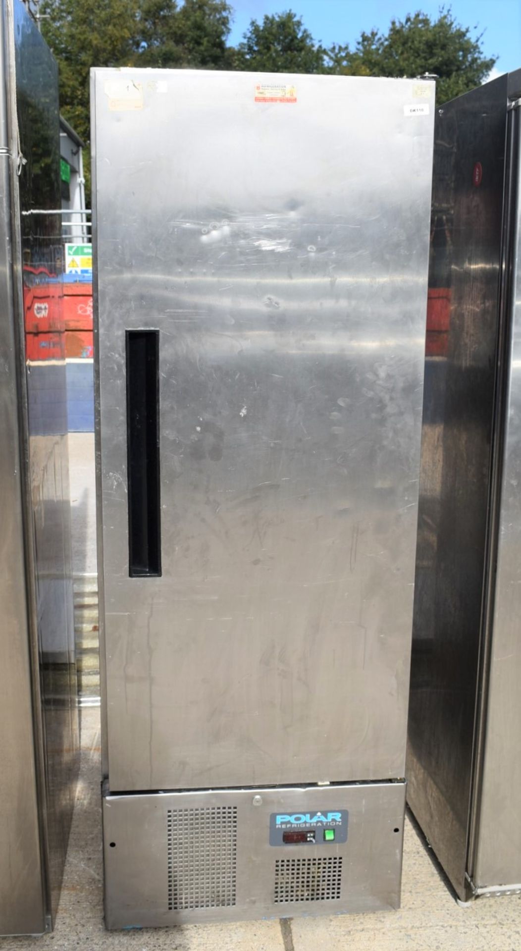 1 x Polar G590 Upright Commercial Fridge - Size: H188 x W65 x D70 cms - Recently Removed From a Dark