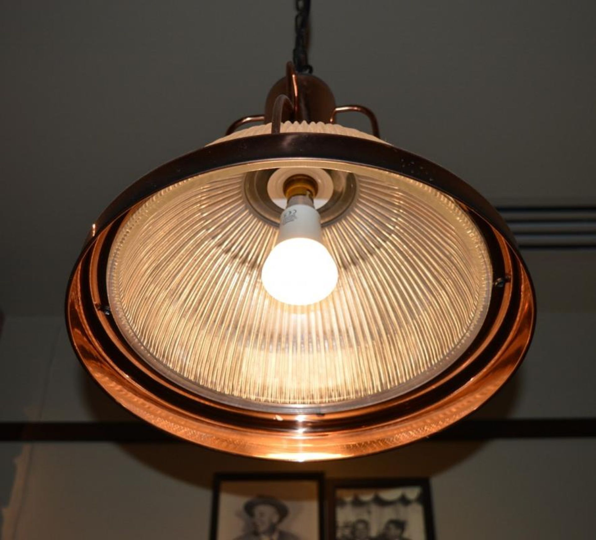 7 x Industrial-style Pendant Light Fittings In Copper With Pleated Glass Shades - Image 4 of 5