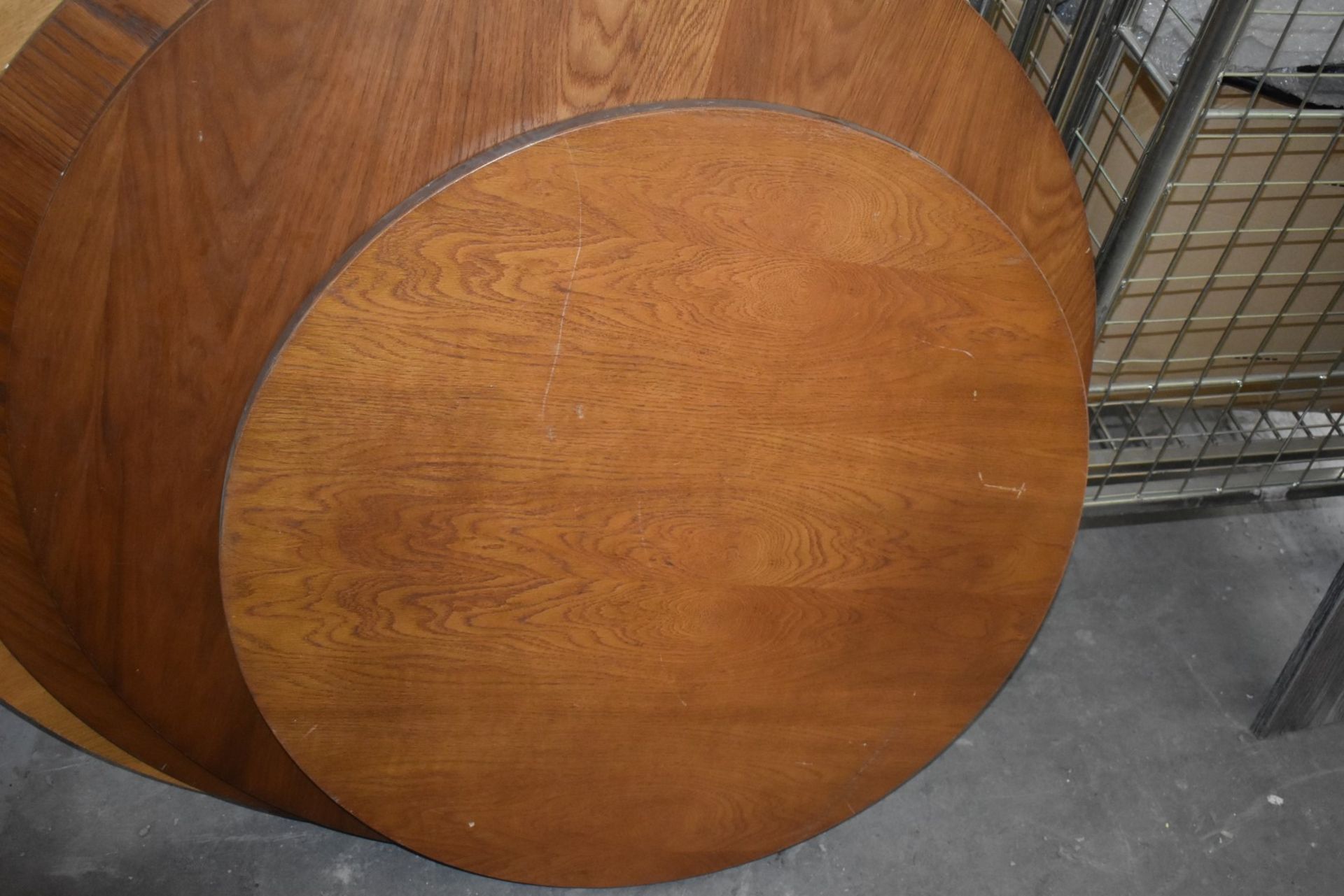 4 x Round Restaurant Dining Table Tops - Sizes Included 100cm, 100cm, 90cm and 75cm - Image 7 of 8