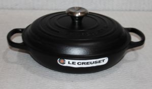 1 x LE CREUSET Cast Iron 26cm Signature Round Shallow Casserole Dish In Matt Black - Original